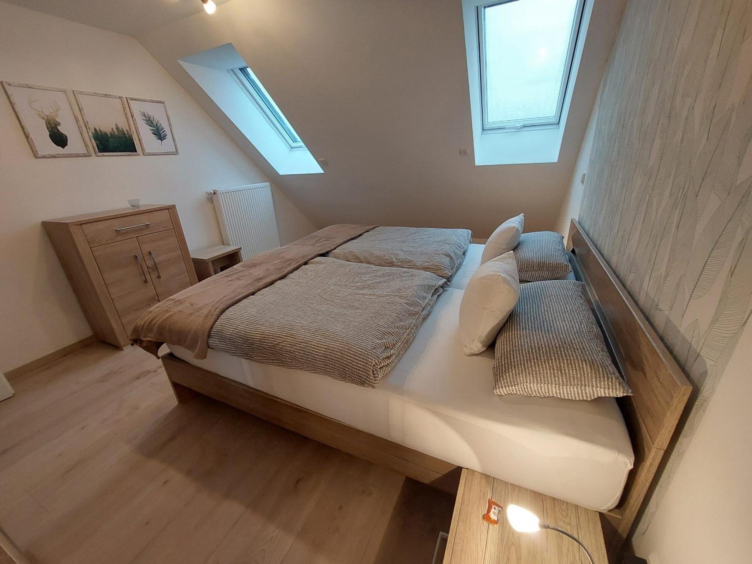 Apartment with Balcony photo 1