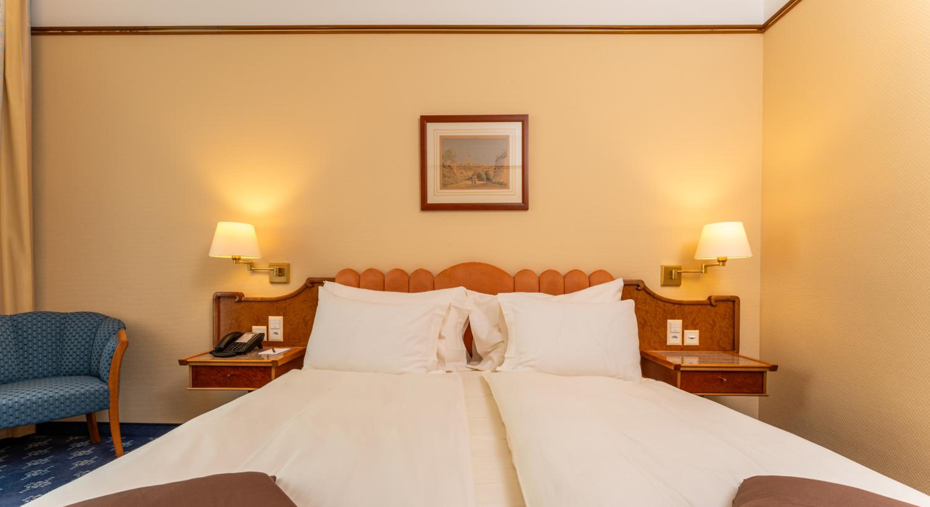 Standard Double or Twin Room with Street View