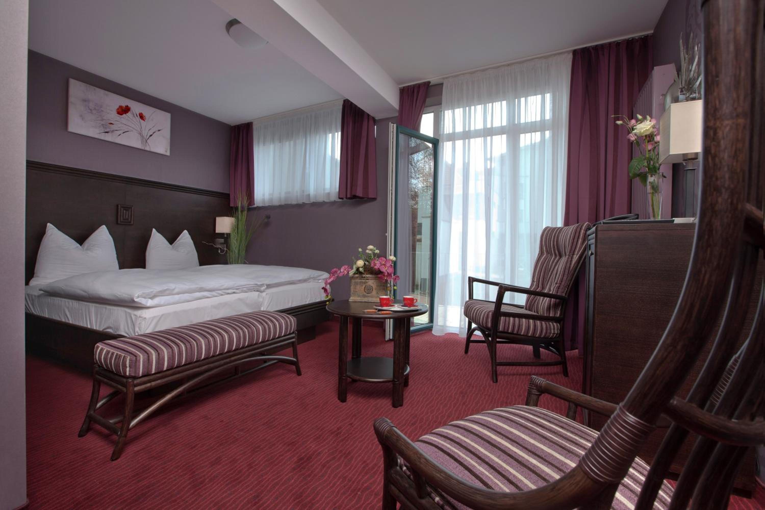 Double Room with Private Bathroom photo 3