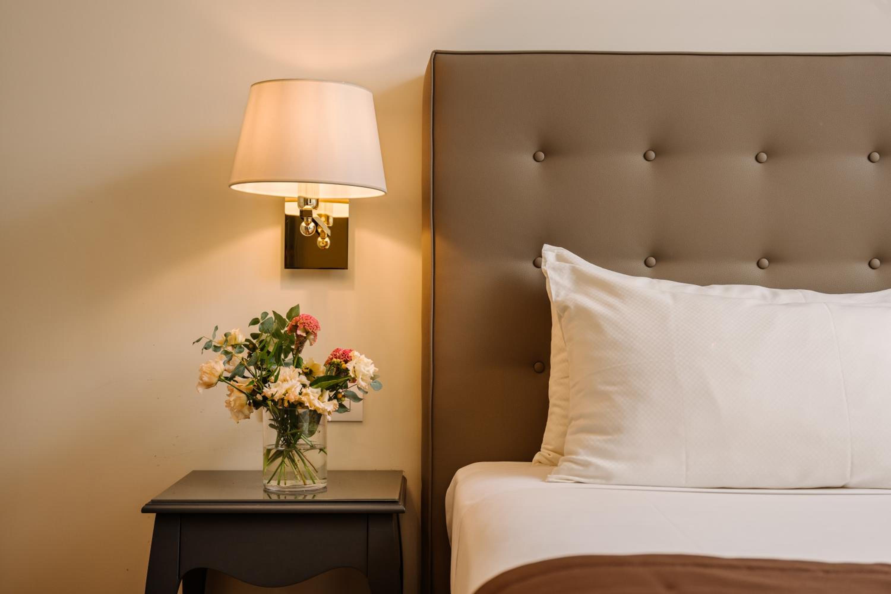 Standard Double Room - Photo 4