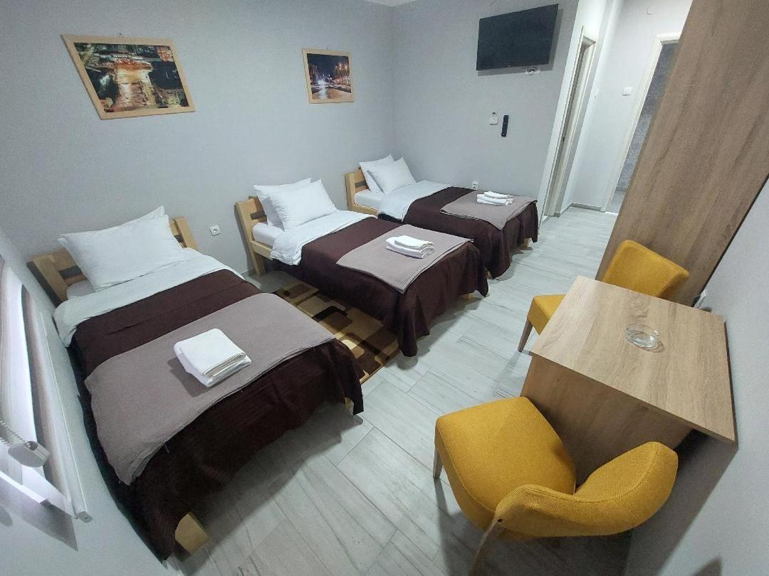 Triple Room