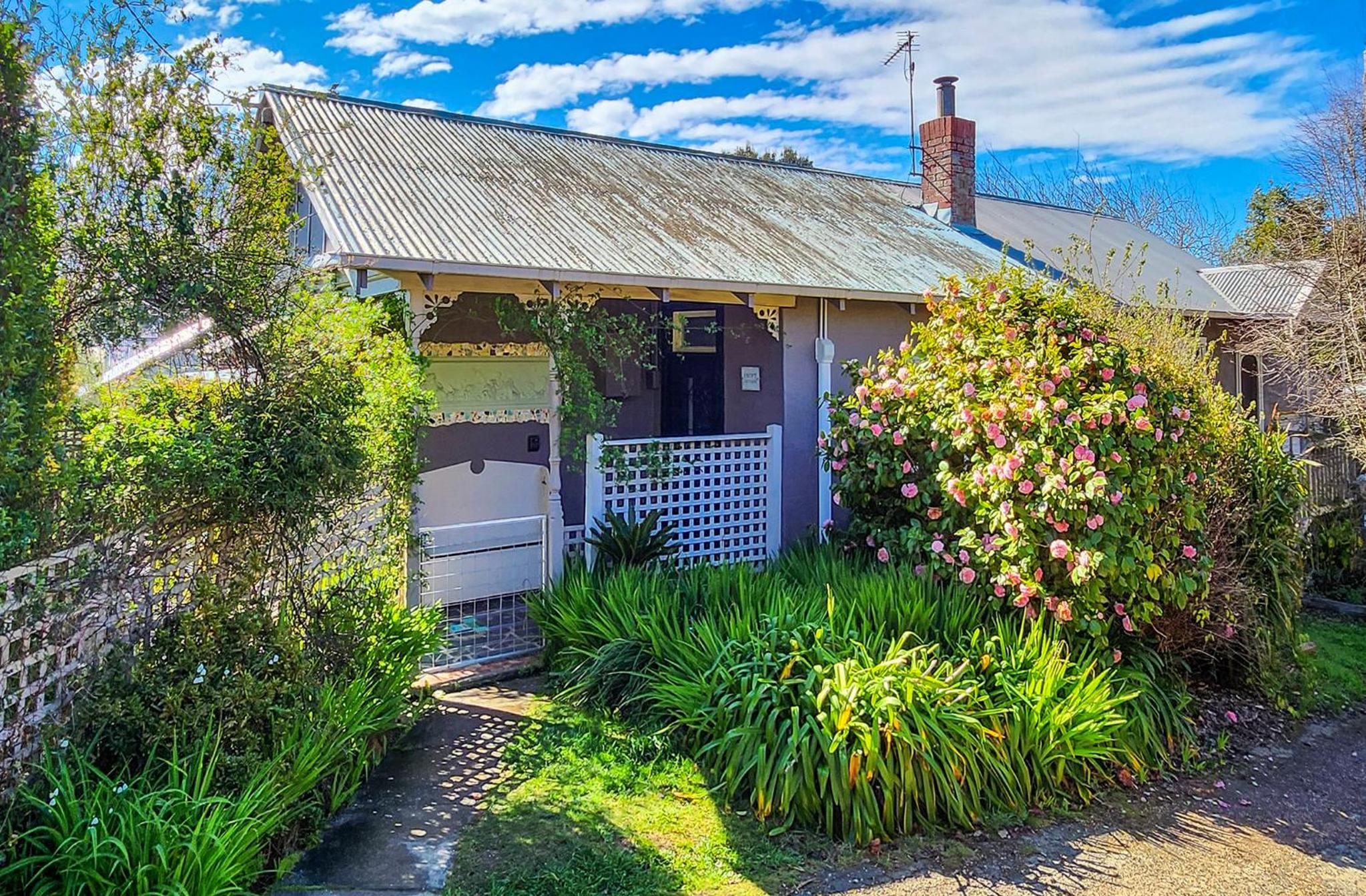 Two-Bedroom House photo 2