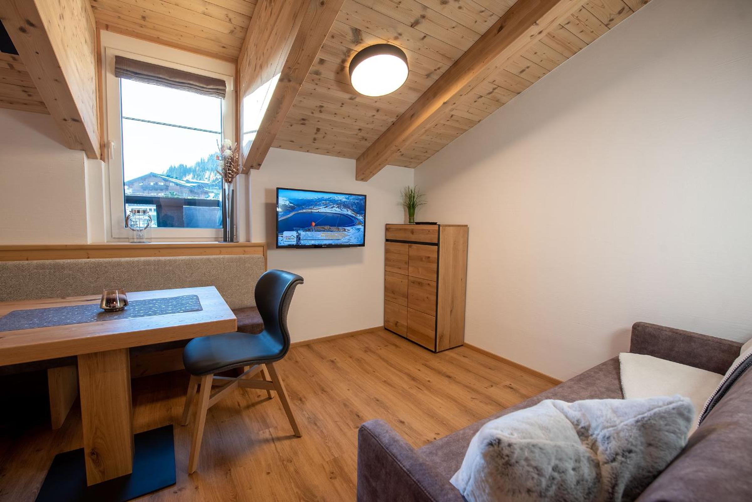 Apartment with Mountain View photo 1