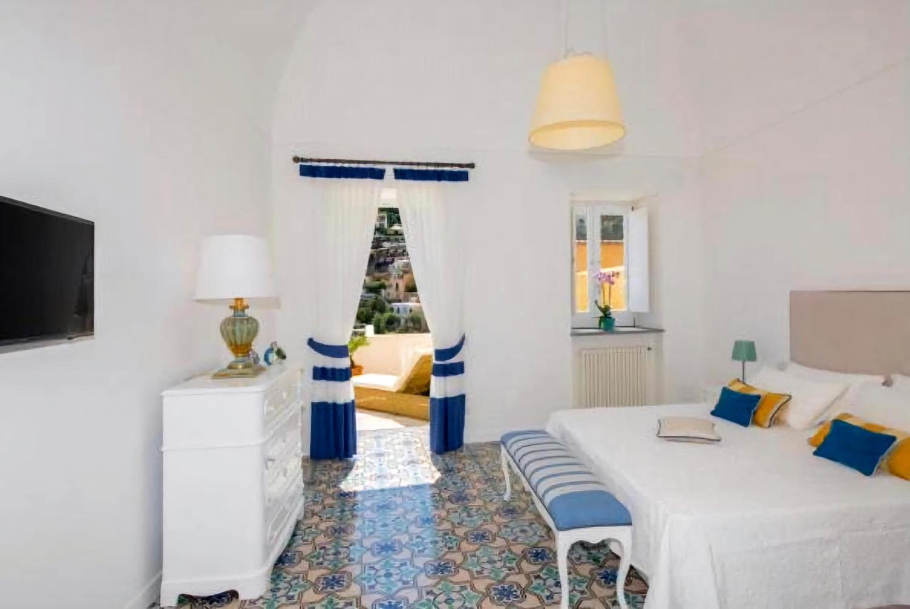 Double Room with Sea View - Separate Building photo 1
