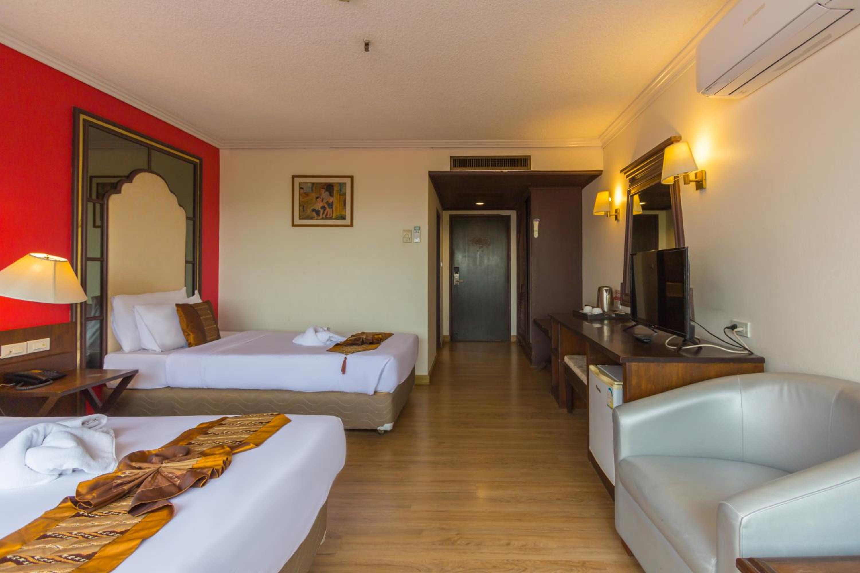 Deluxe Twin Room - Photo 1