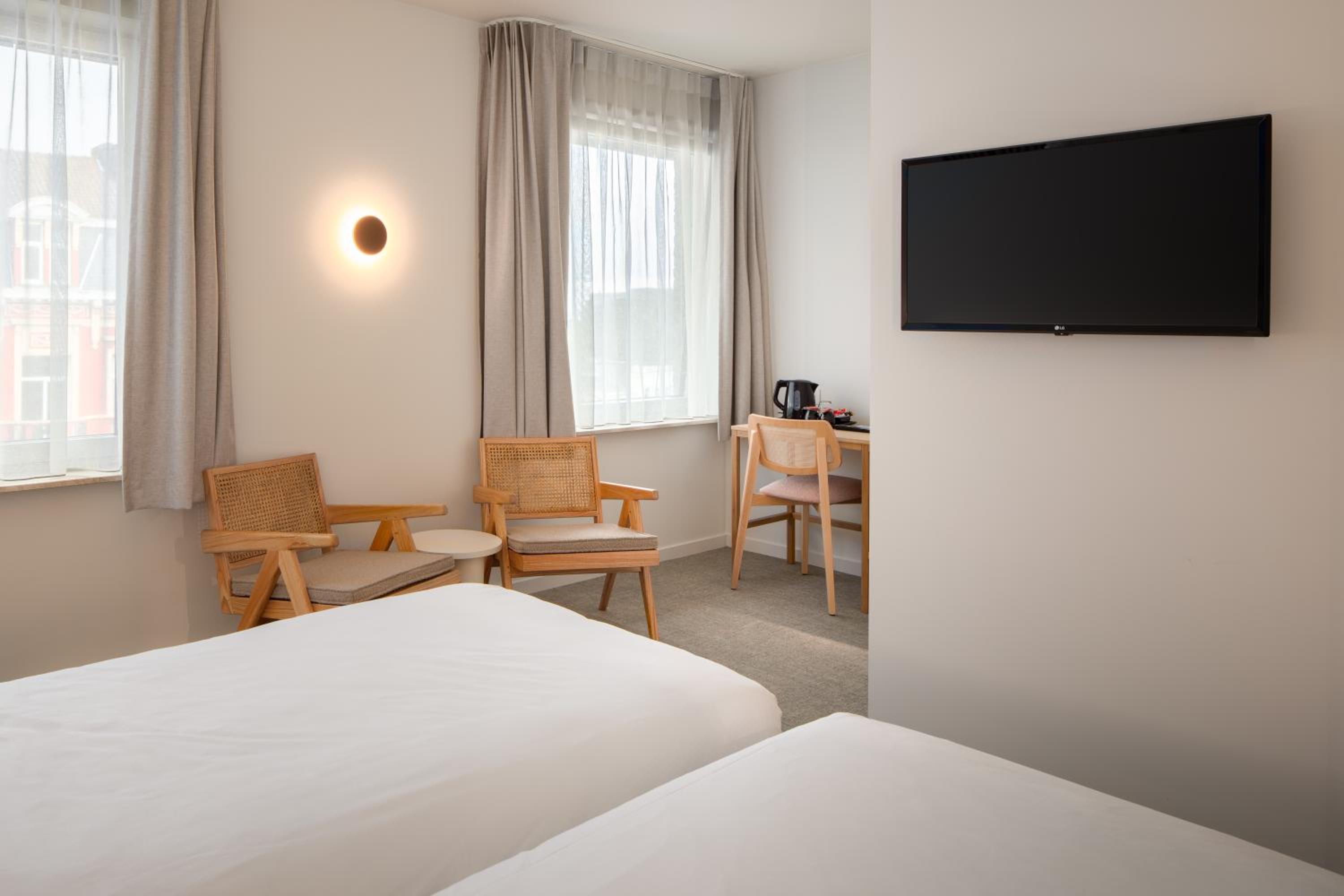 Comfort Twin Room - Photo 9