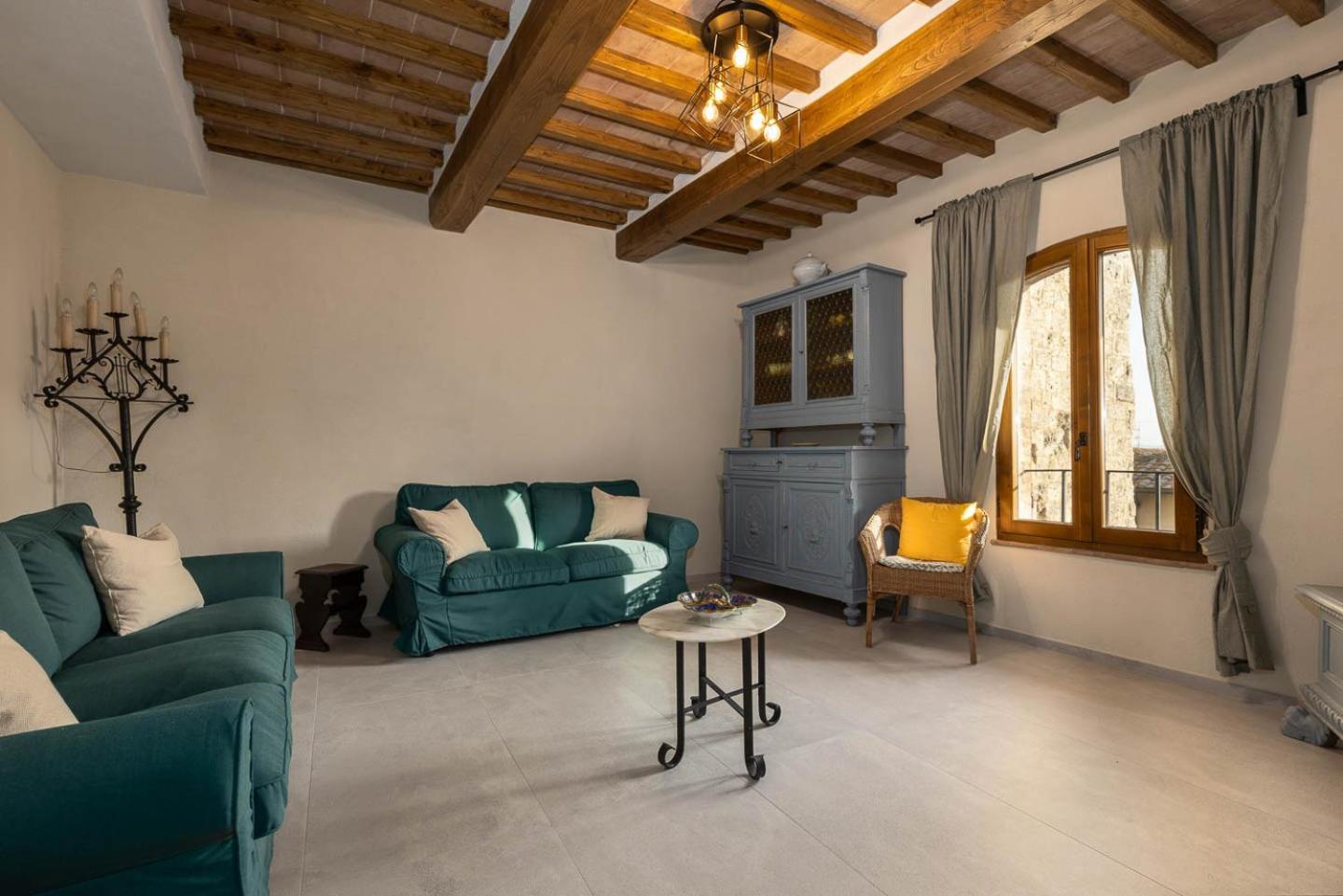 Three-Bedroom Deluxe Apartment