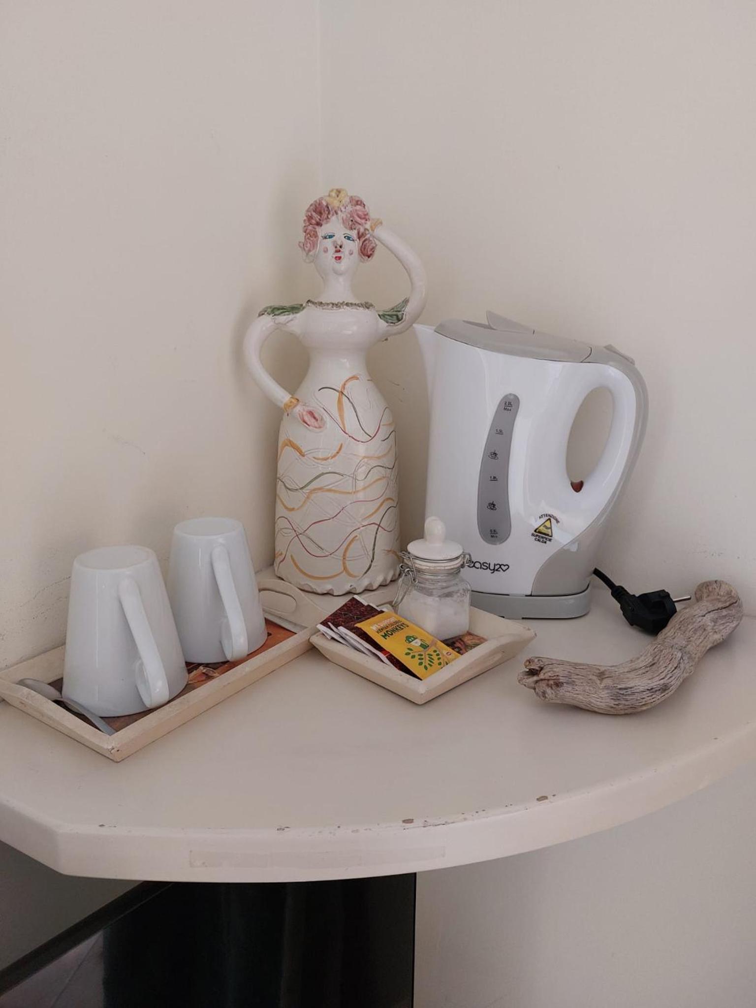 Double Room - Photo 8