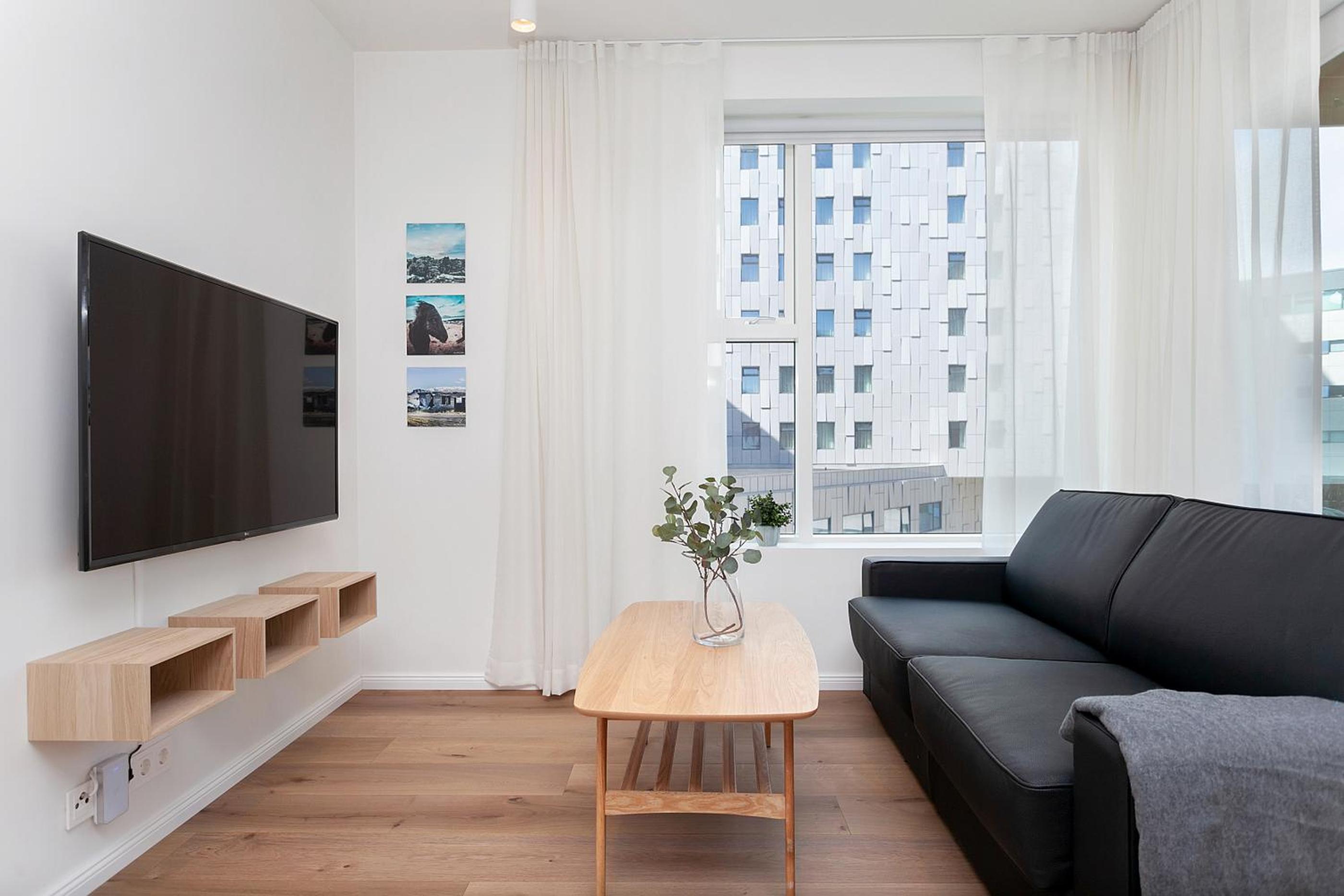 One-Bedroom Apartment with Balcony - Photo 12