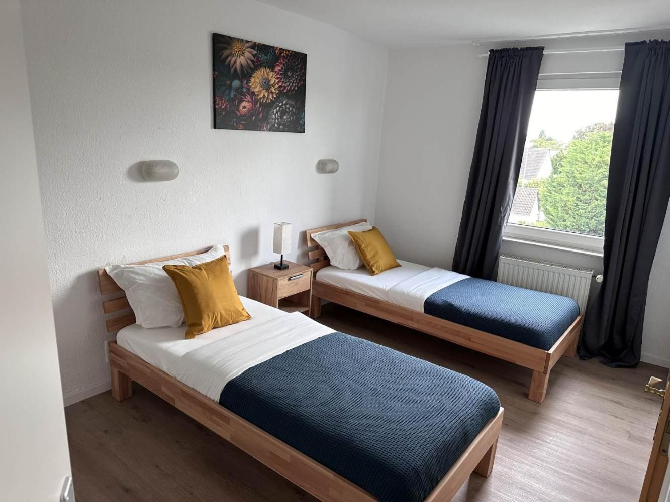 Three-Bedroom Apartment photo 1