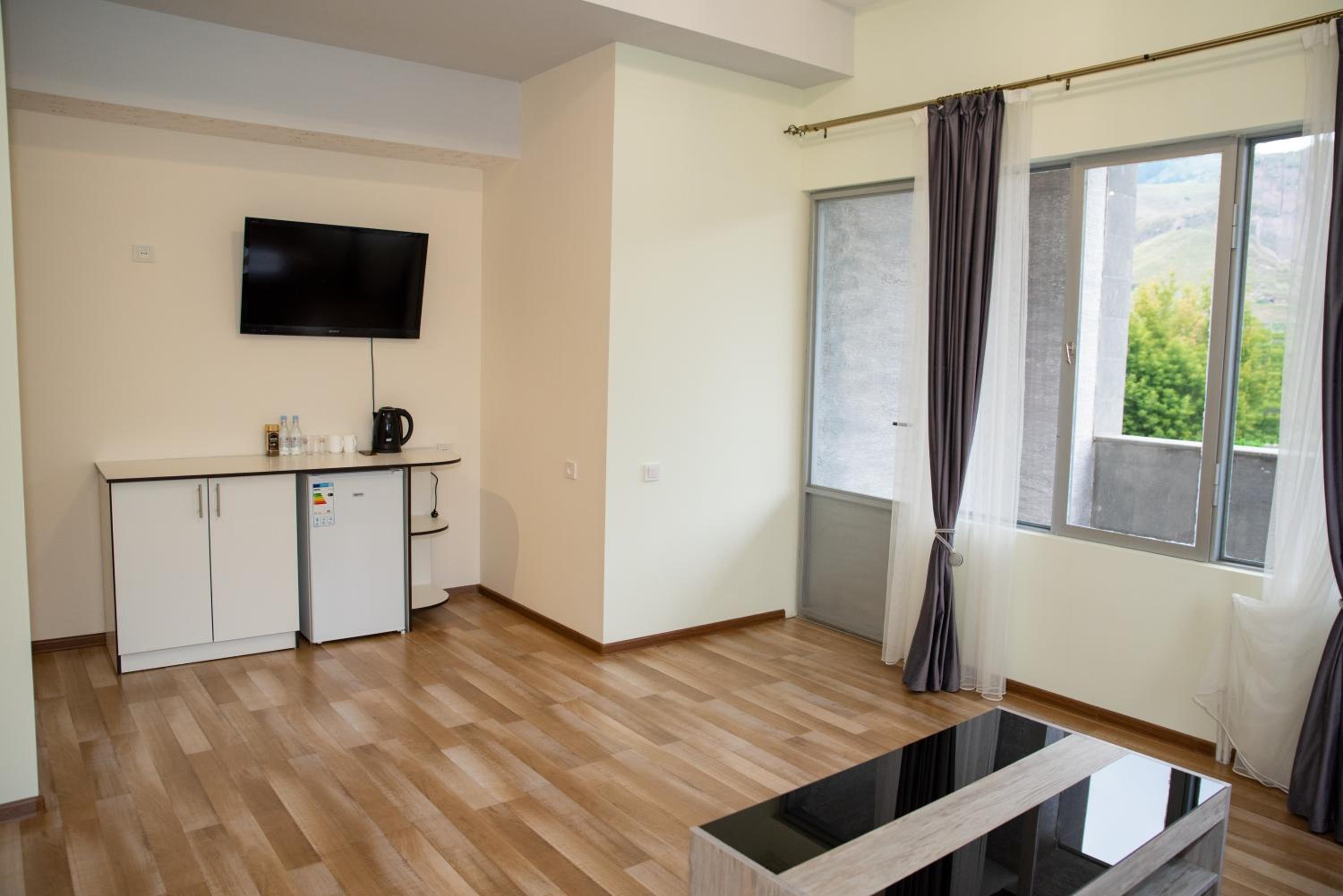 Double Room with Mountain View