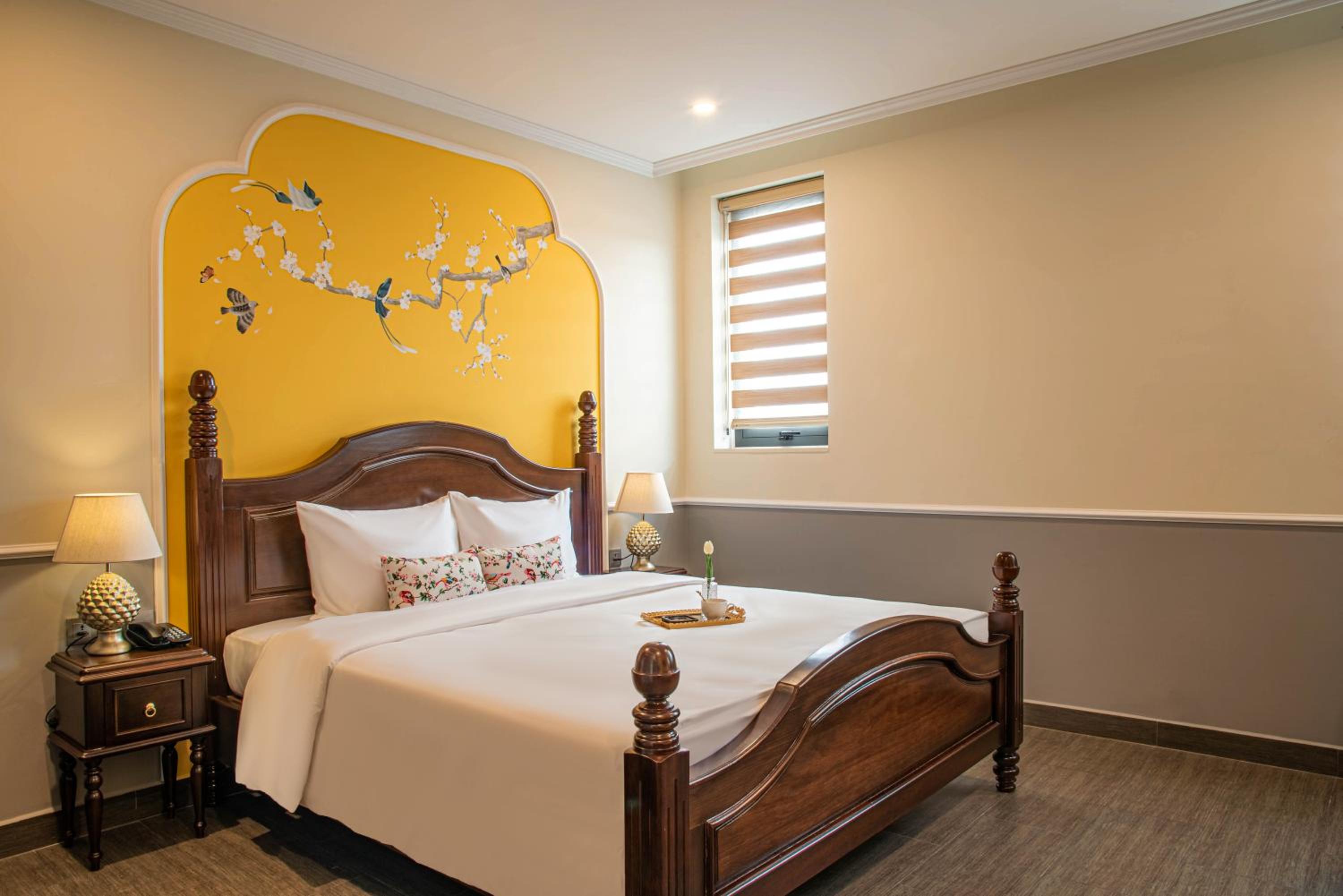 Superior King Room