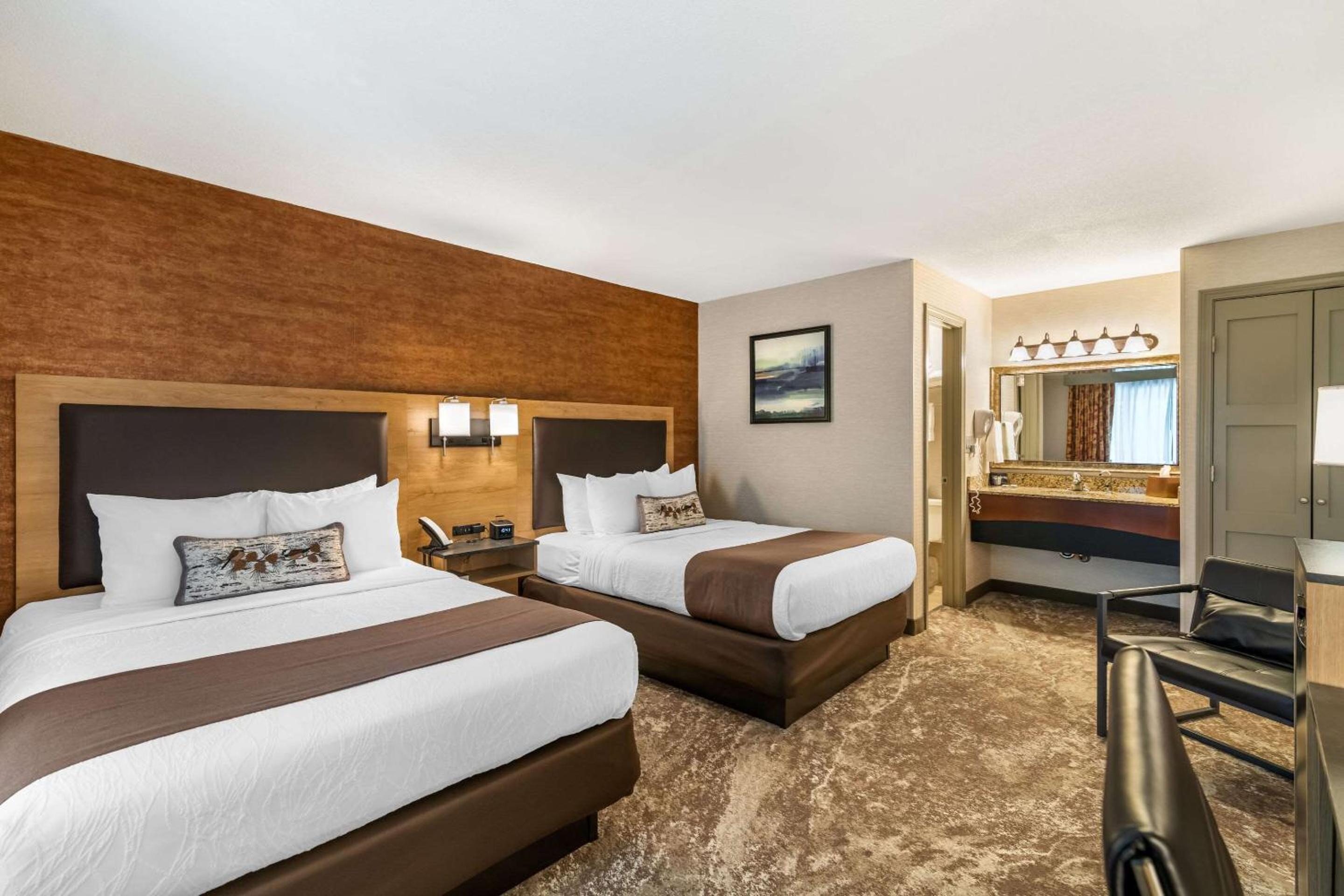 Standard Double Room with Two Double Beds - Non-Smoking - Photo 1