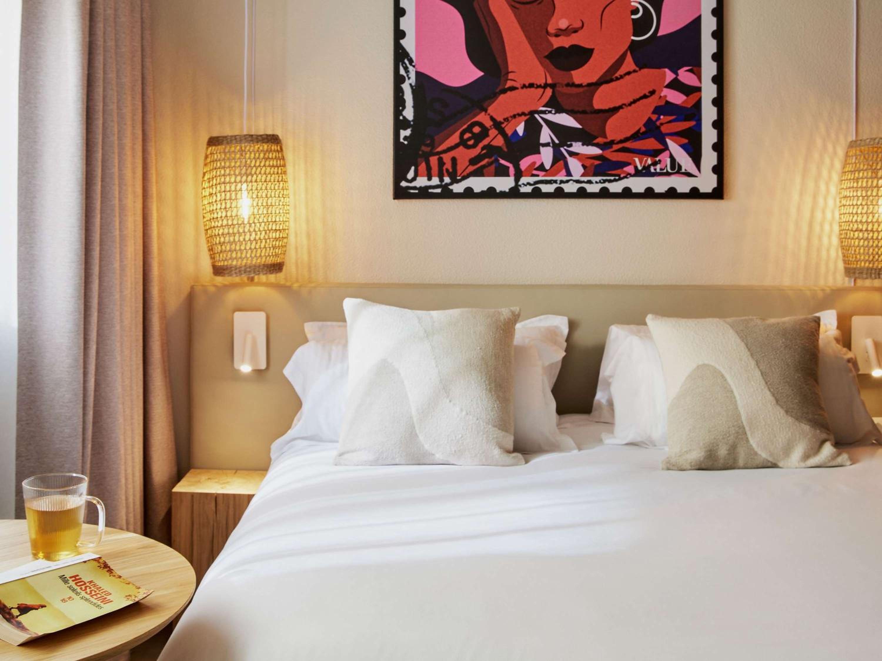 Classic Double Room with City View - Photo 5