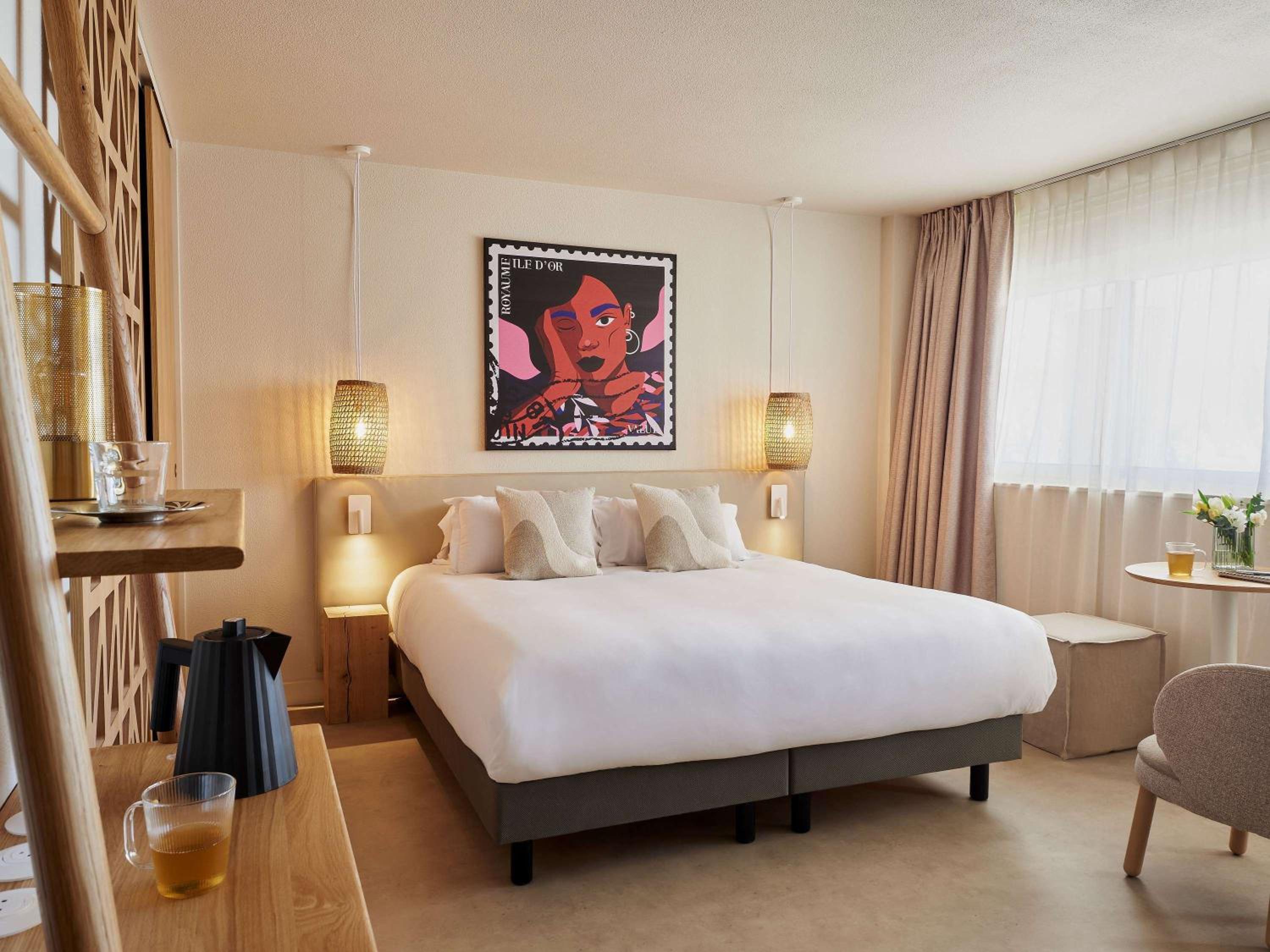 Junior Suite with Double Bed and Sea View - Photo 9