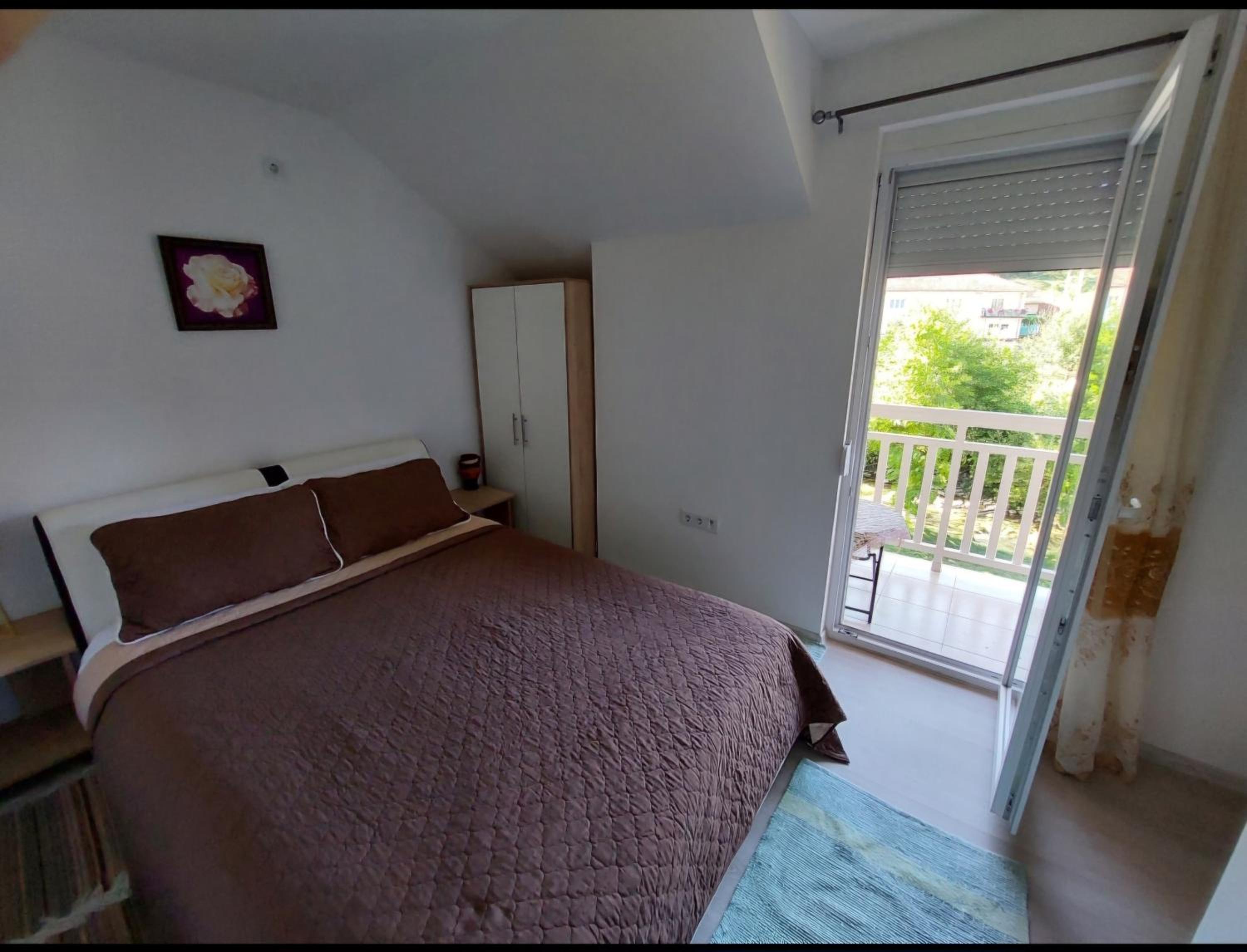 Three-Bedroom Villa photo 1