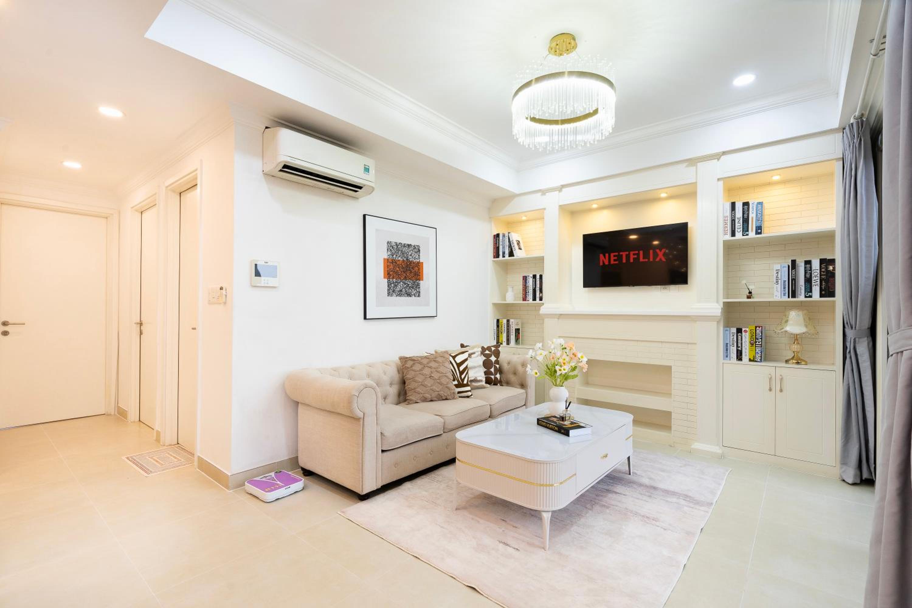 Two-Bedroom Deluxe Apartment With Balcony