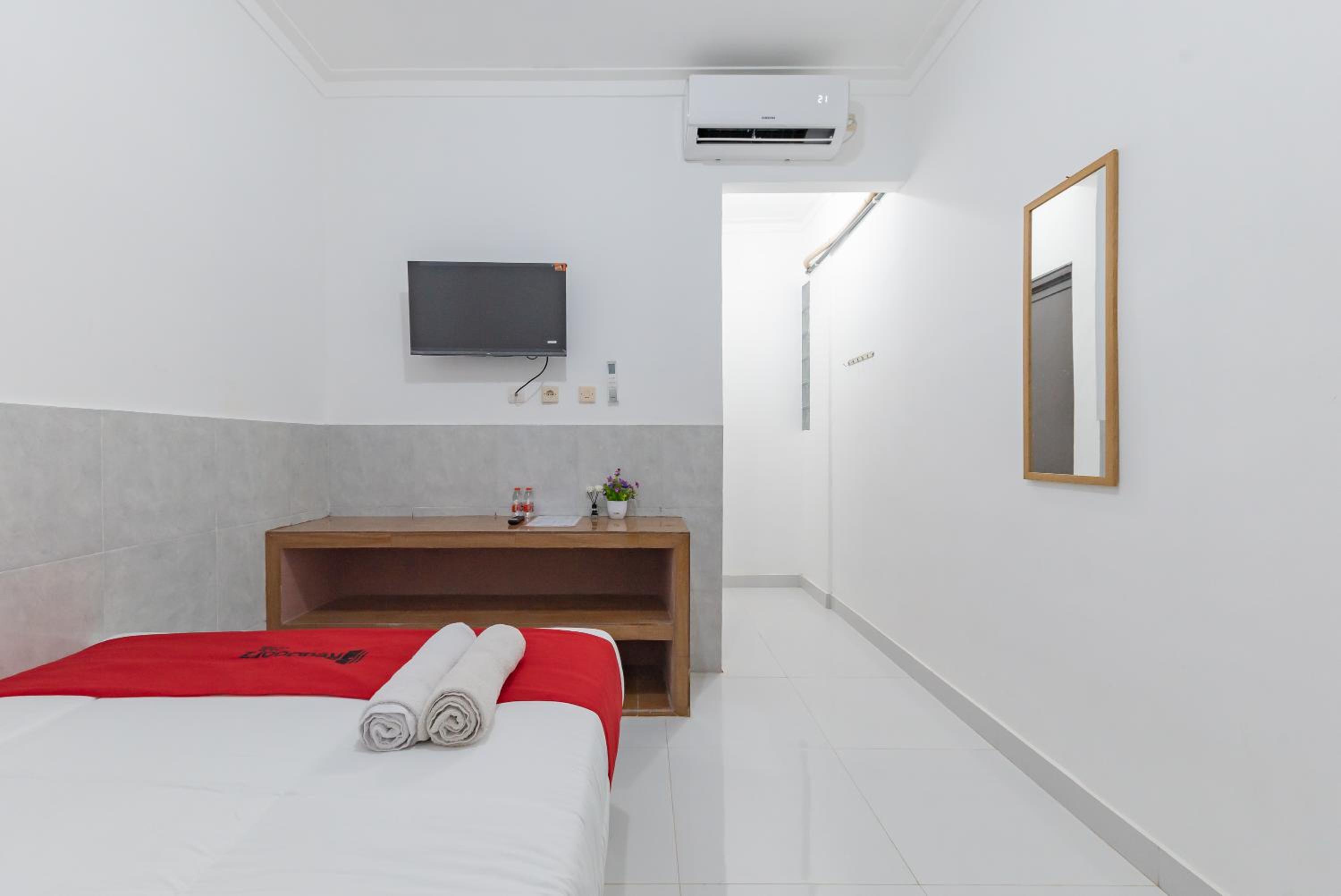 Standard Double Room photo 3