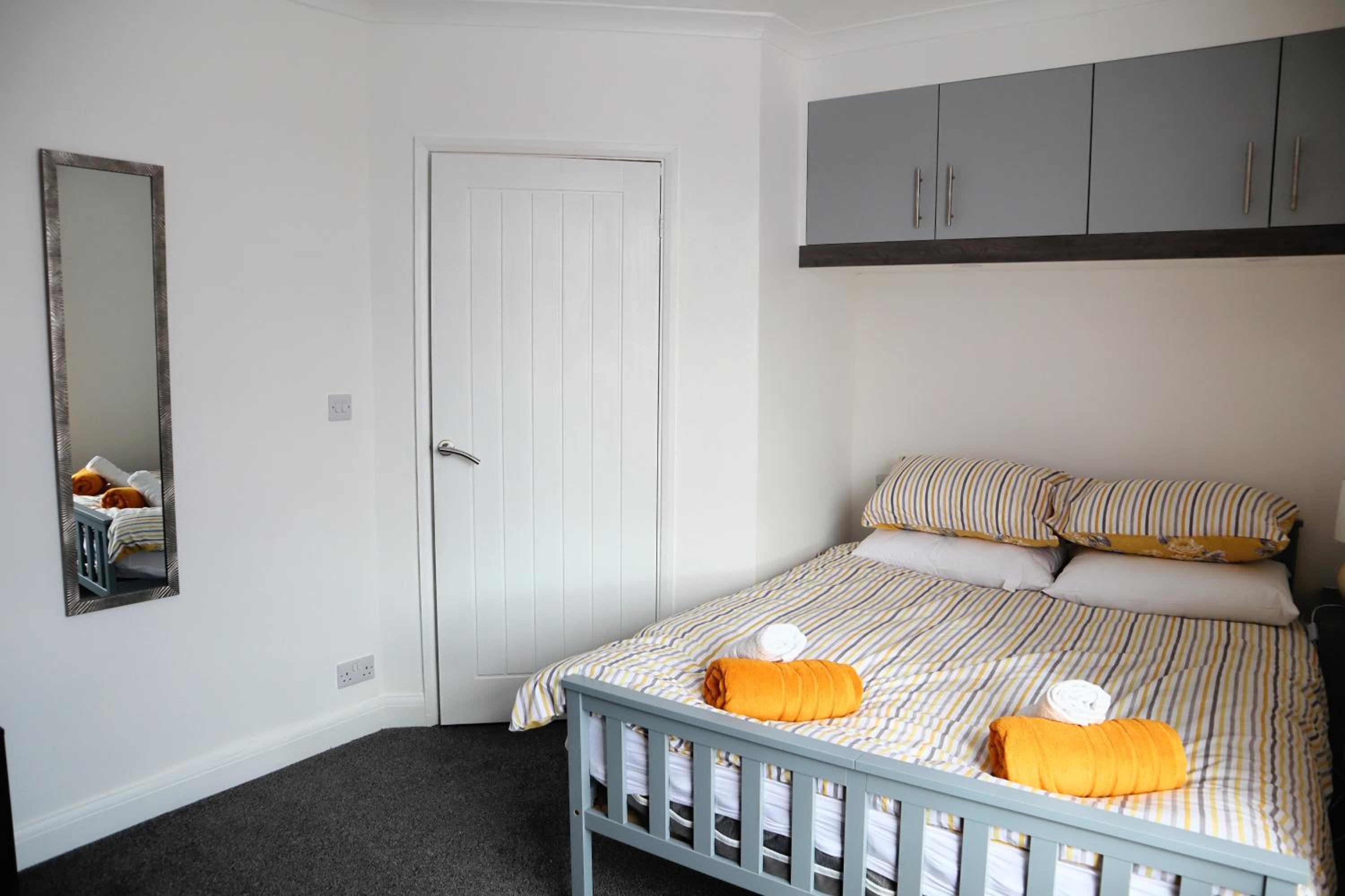 Three-Bedroom House photo 1