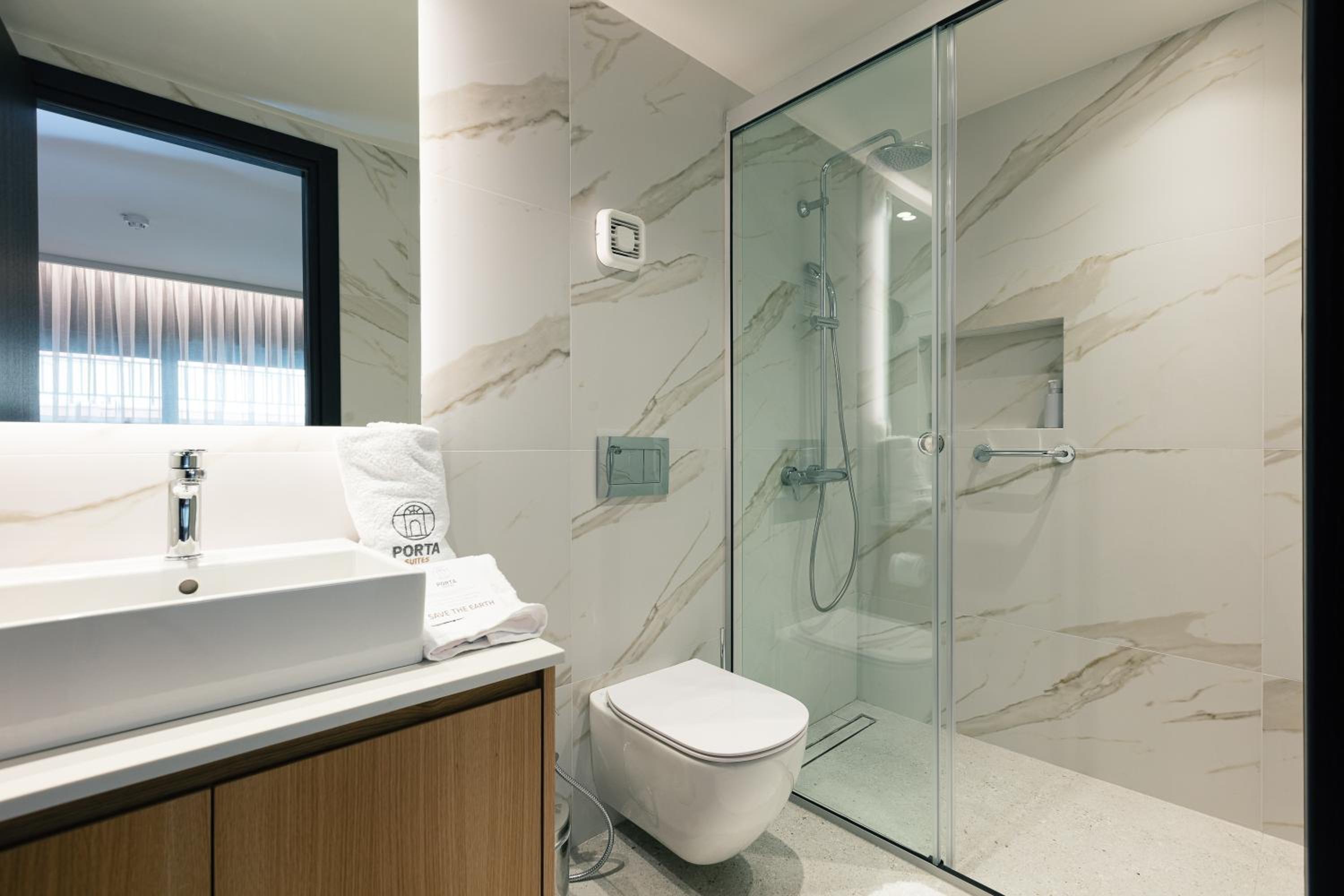 Junior Suite - Photo 16