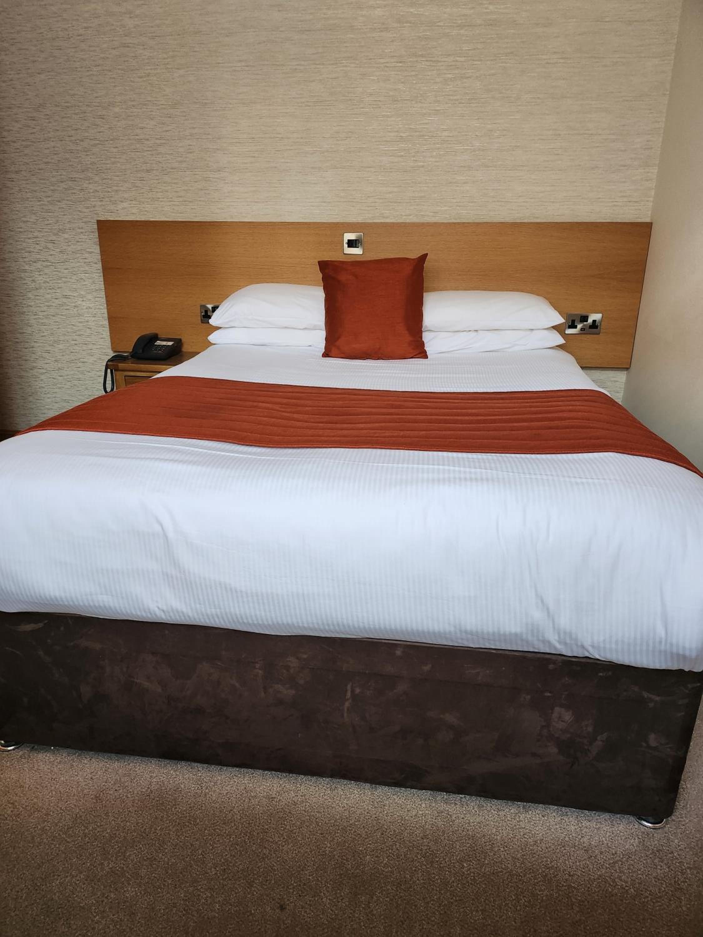 Budget Double Room photo 2