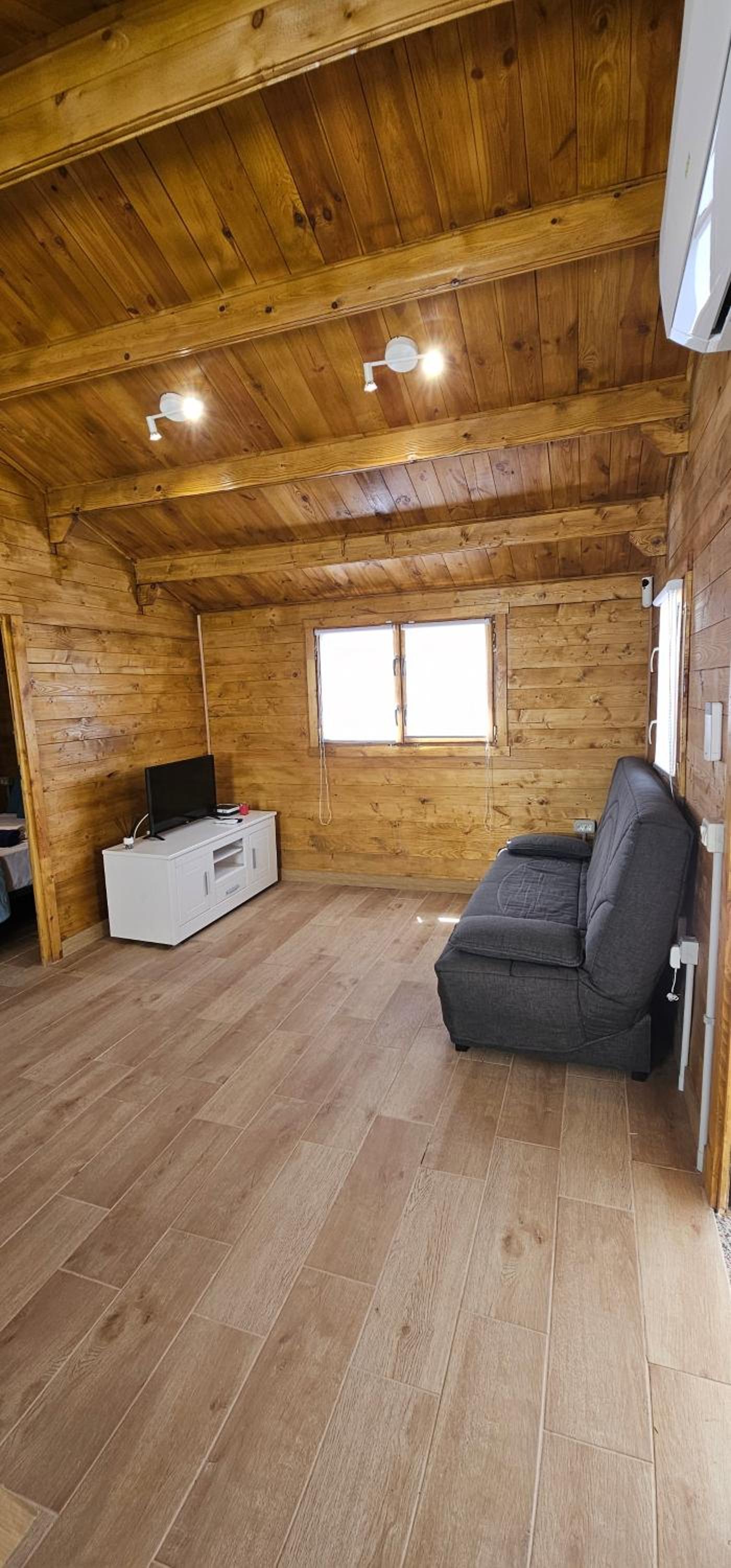 Two-Bedroom House photo 3