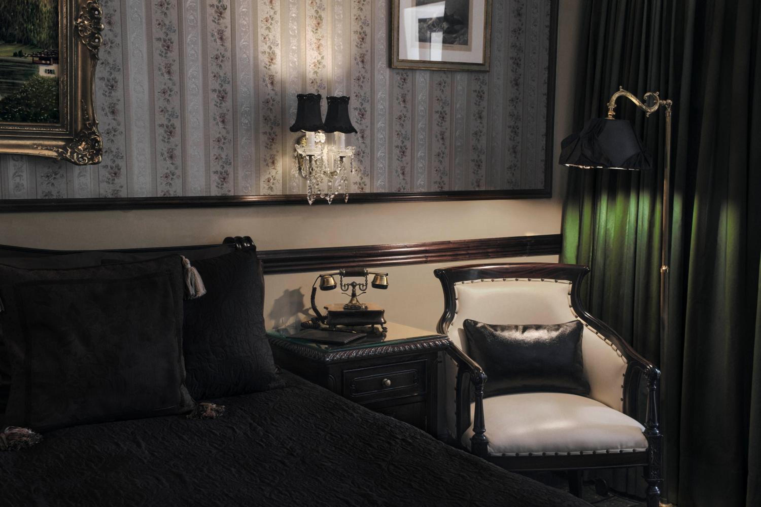 Suite 41 - Photo 4