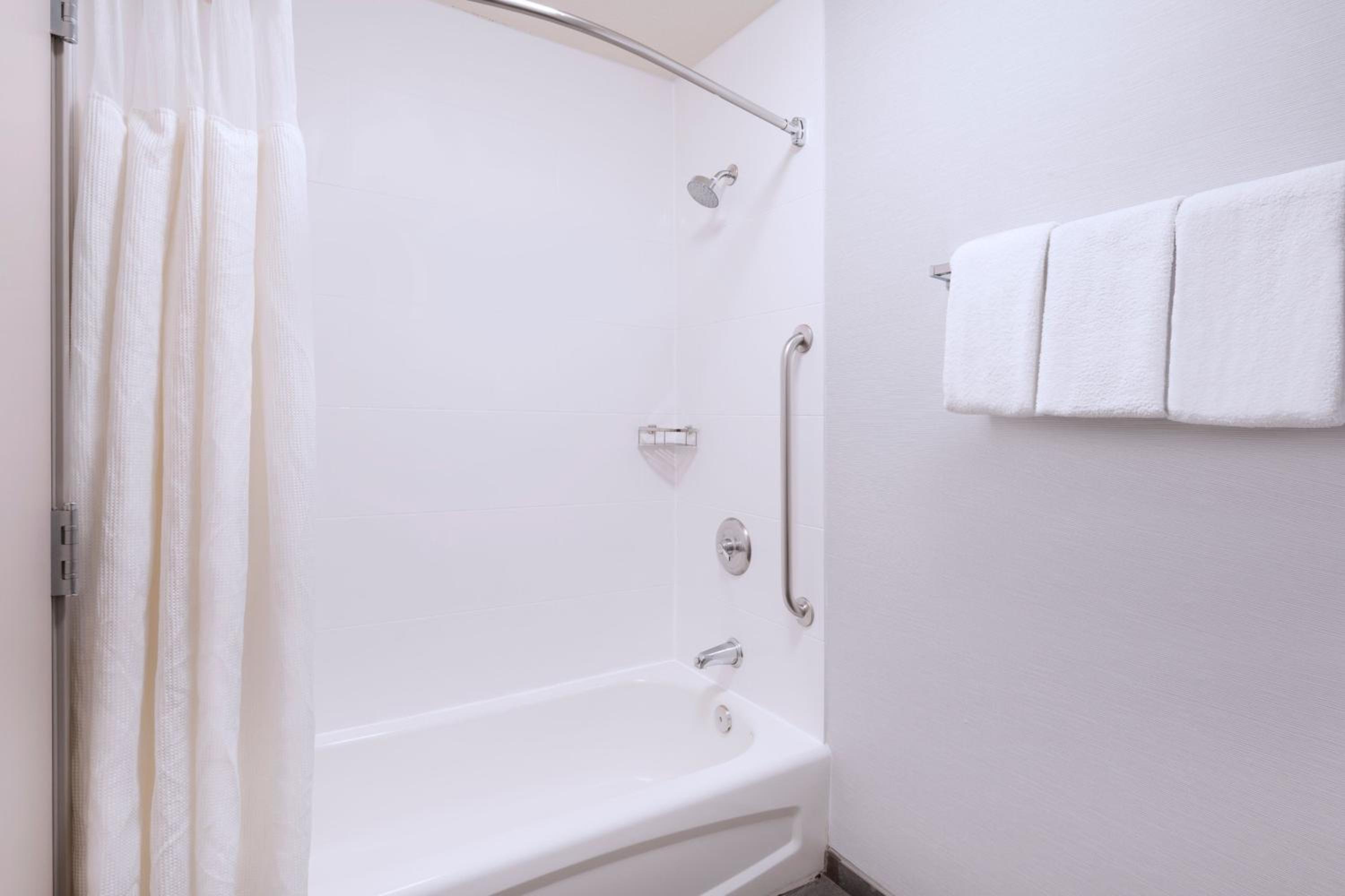Double Room with Two Double Beds - Photo 8