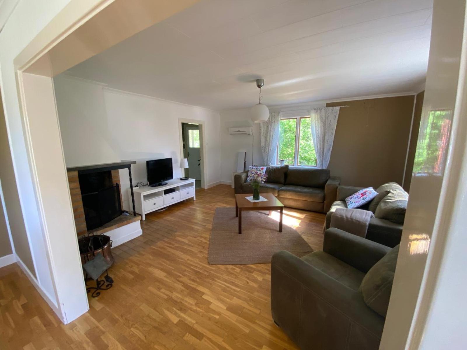Three-Bedroom House photo 1
