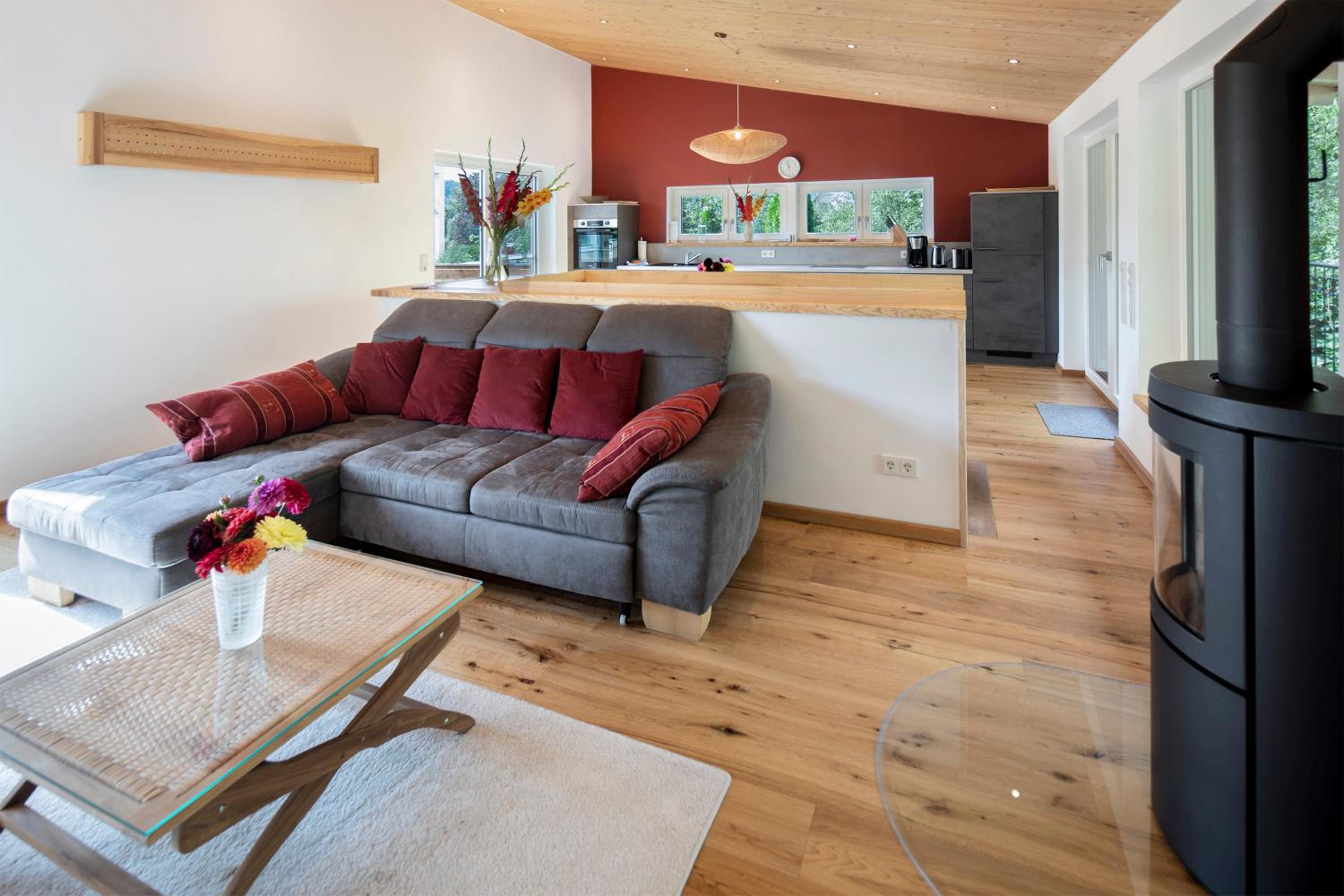Two-Bedroom Deluxe Apartment with Garden View photo 3