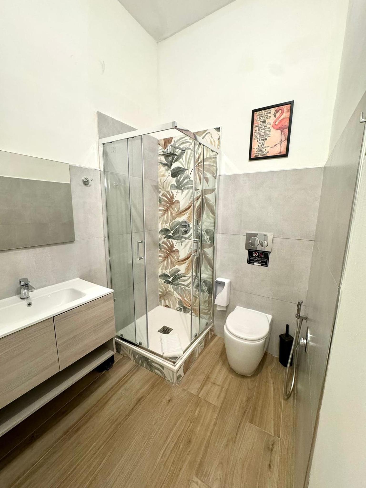 Double Room with Private Bathroom photo 2