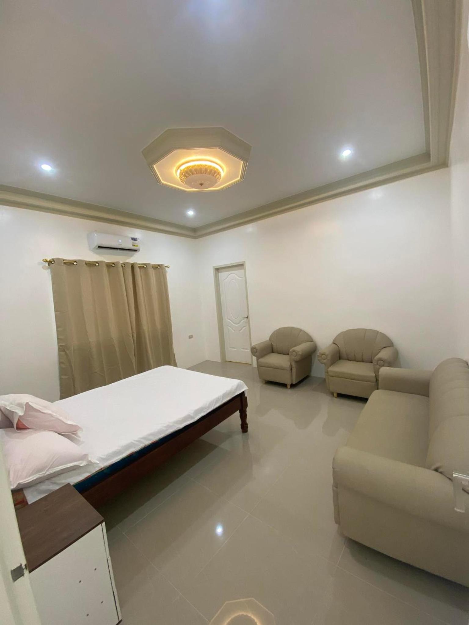 Three-Bedroom House photo 1