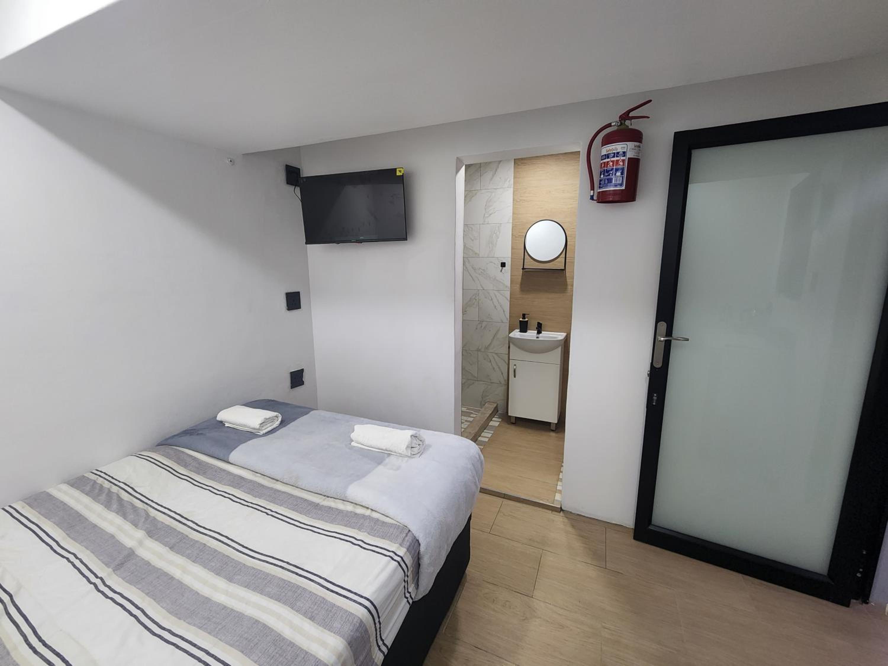 Deluxe Single Room photo 1