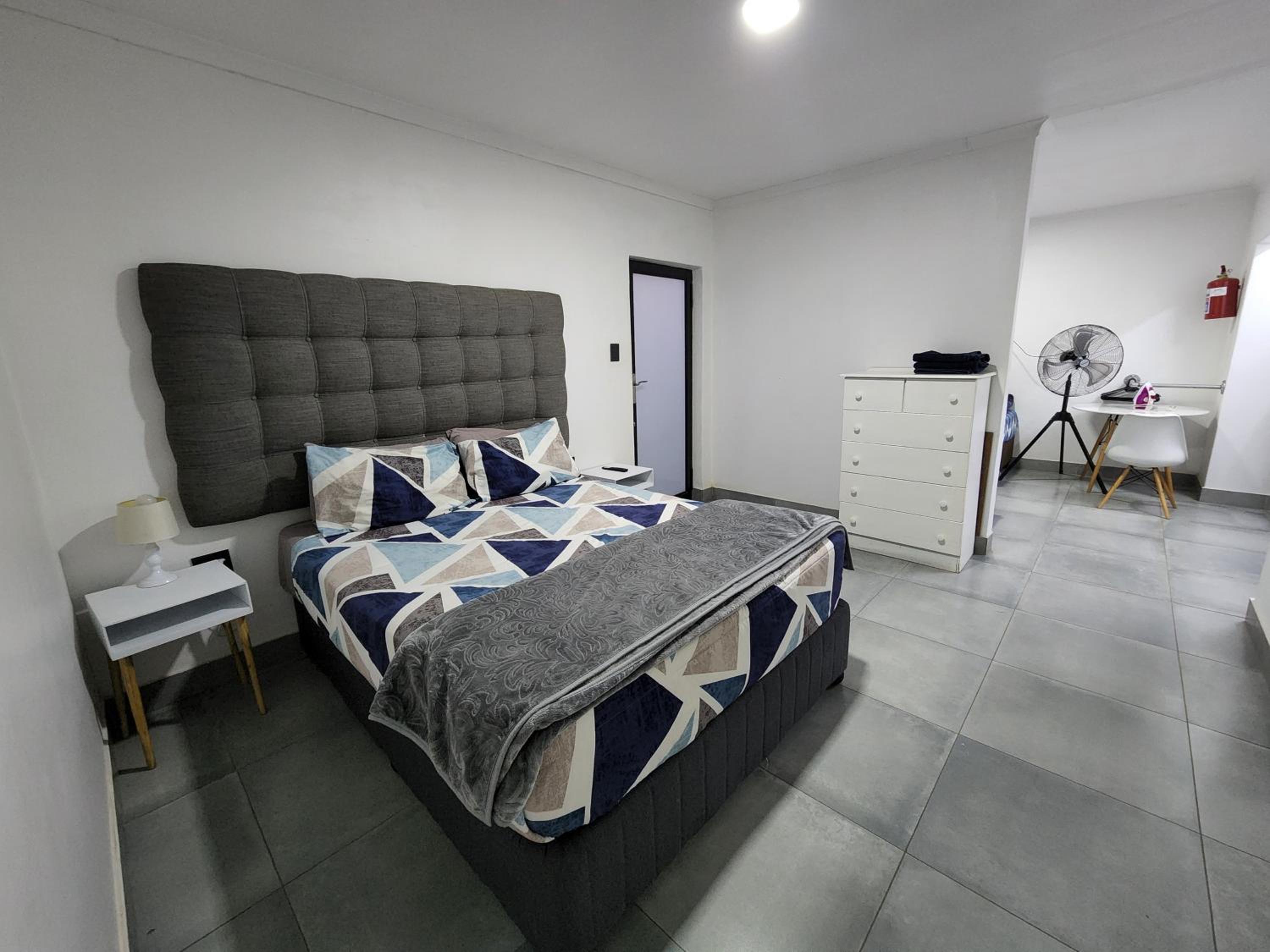 Superior King Suite photo 1