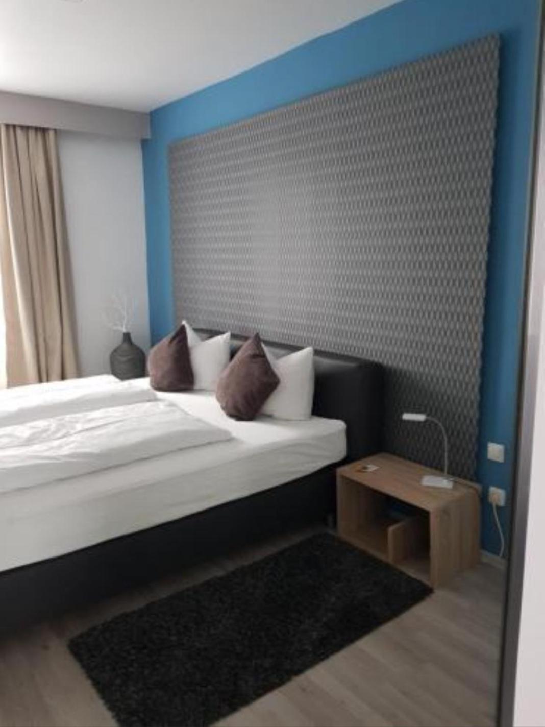 Deluxe Double Or Twin Room photo 3