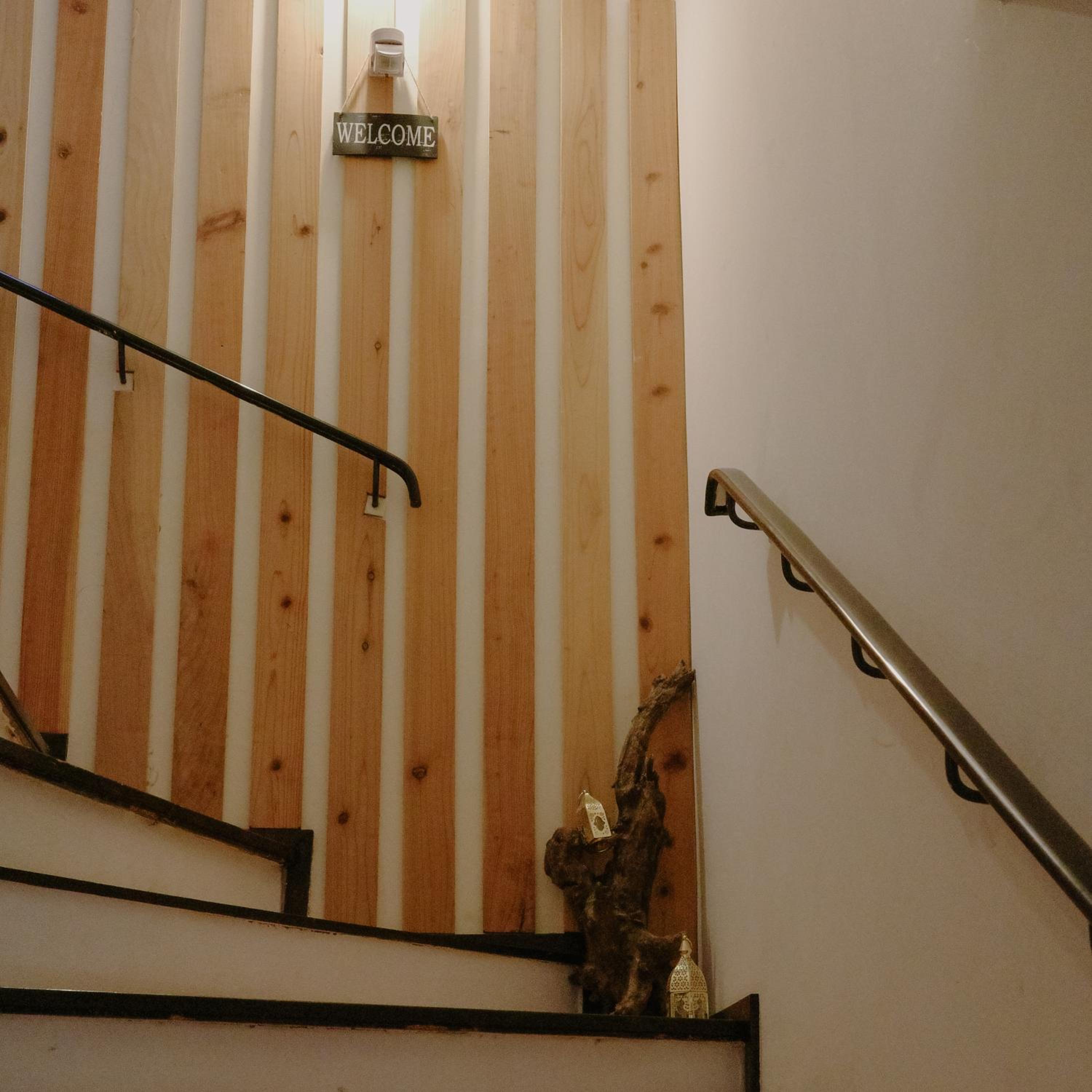 One-Bedroom Suite - Photo 7
