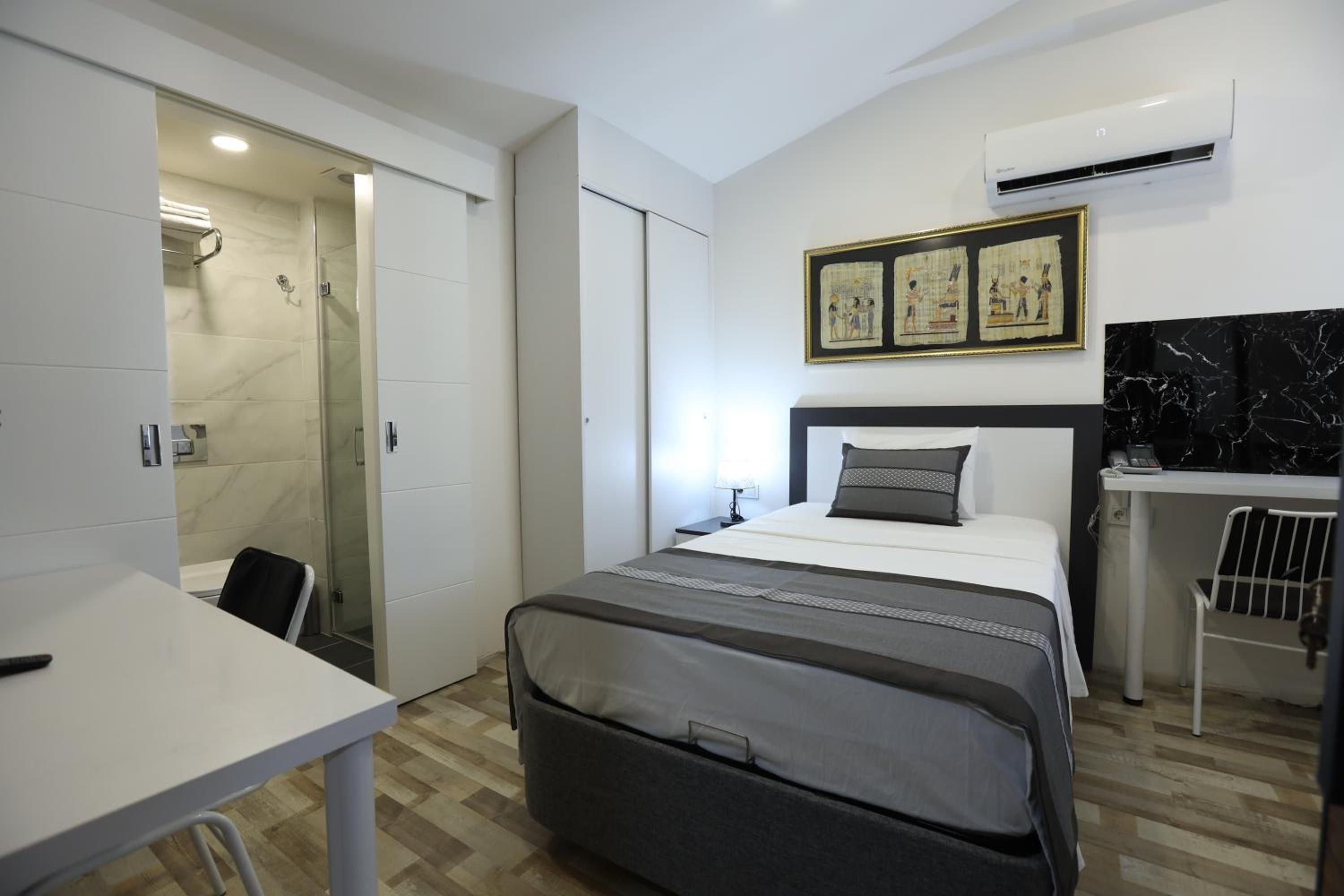 Economy Single Room photo 3