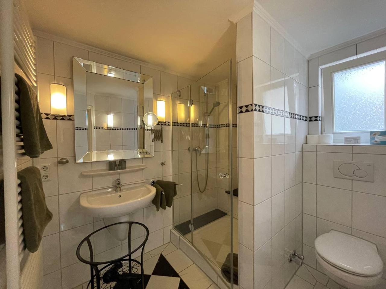 Double Room - Photo 14