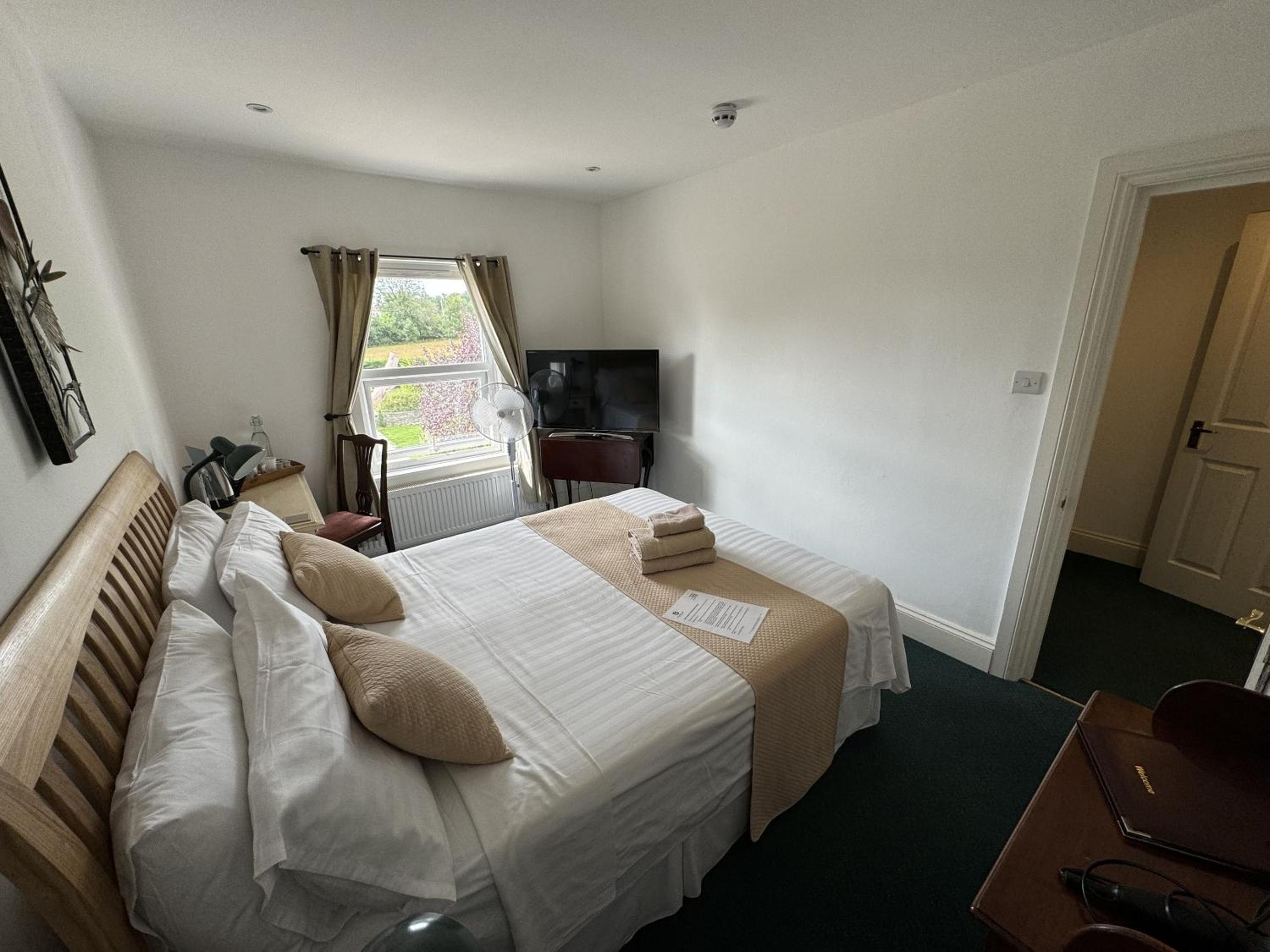 Deluxe Double Room photo 3