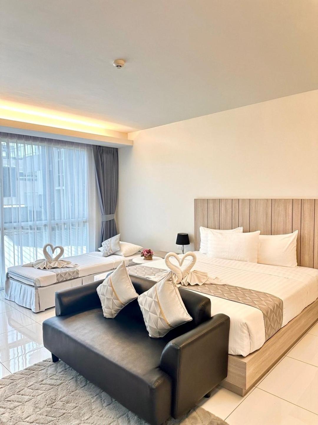 Family Room with Terrace - Photo 1