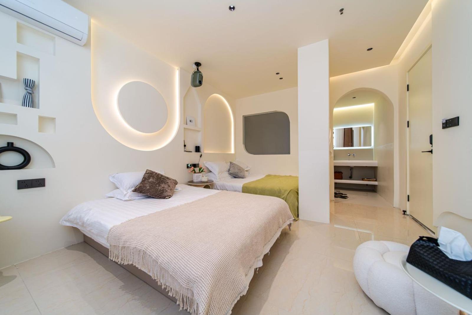 Deluxe Double Room with Two Double Beds photo 1