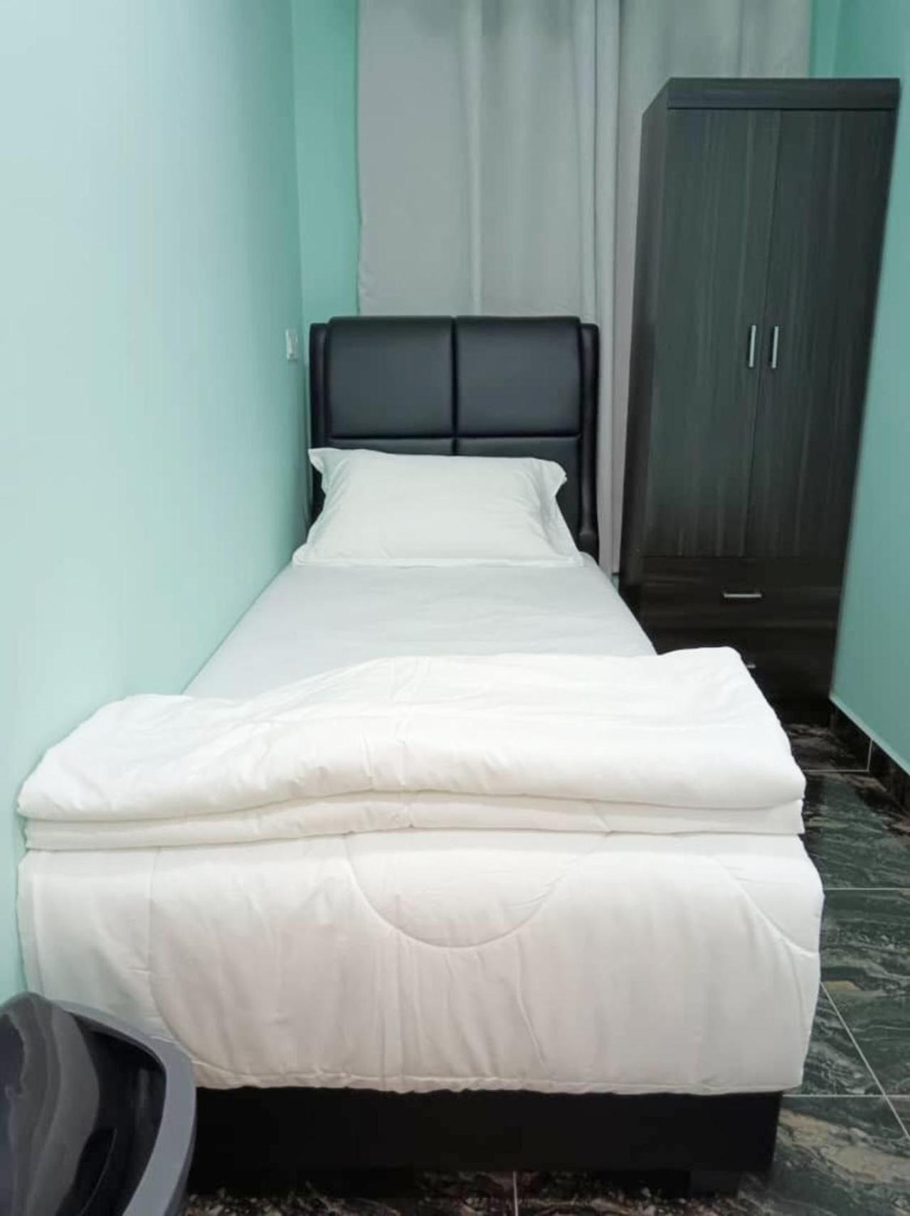 Deluxe Twin Room - Photo 6