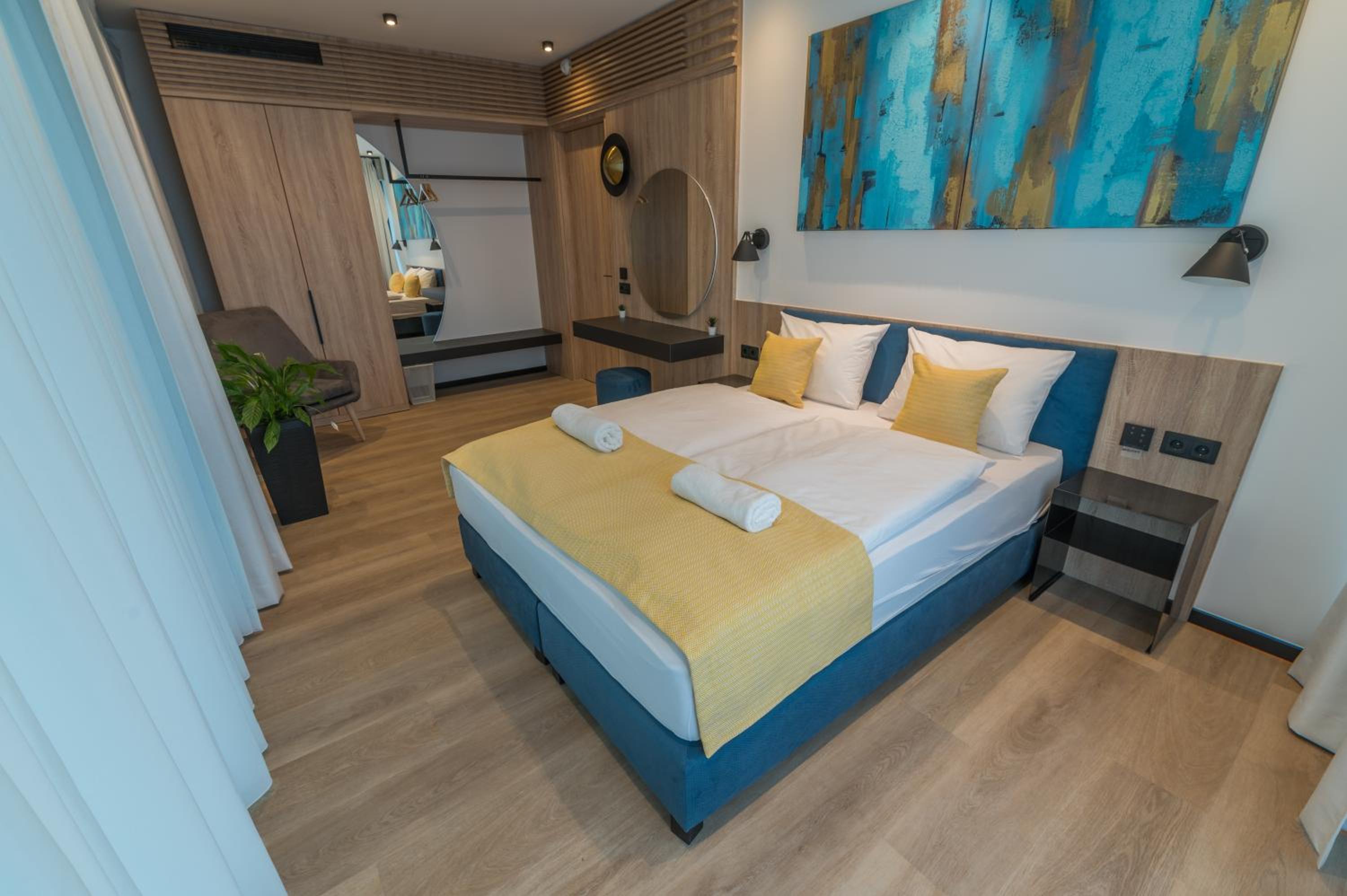 Penthouse Apartment photo 2