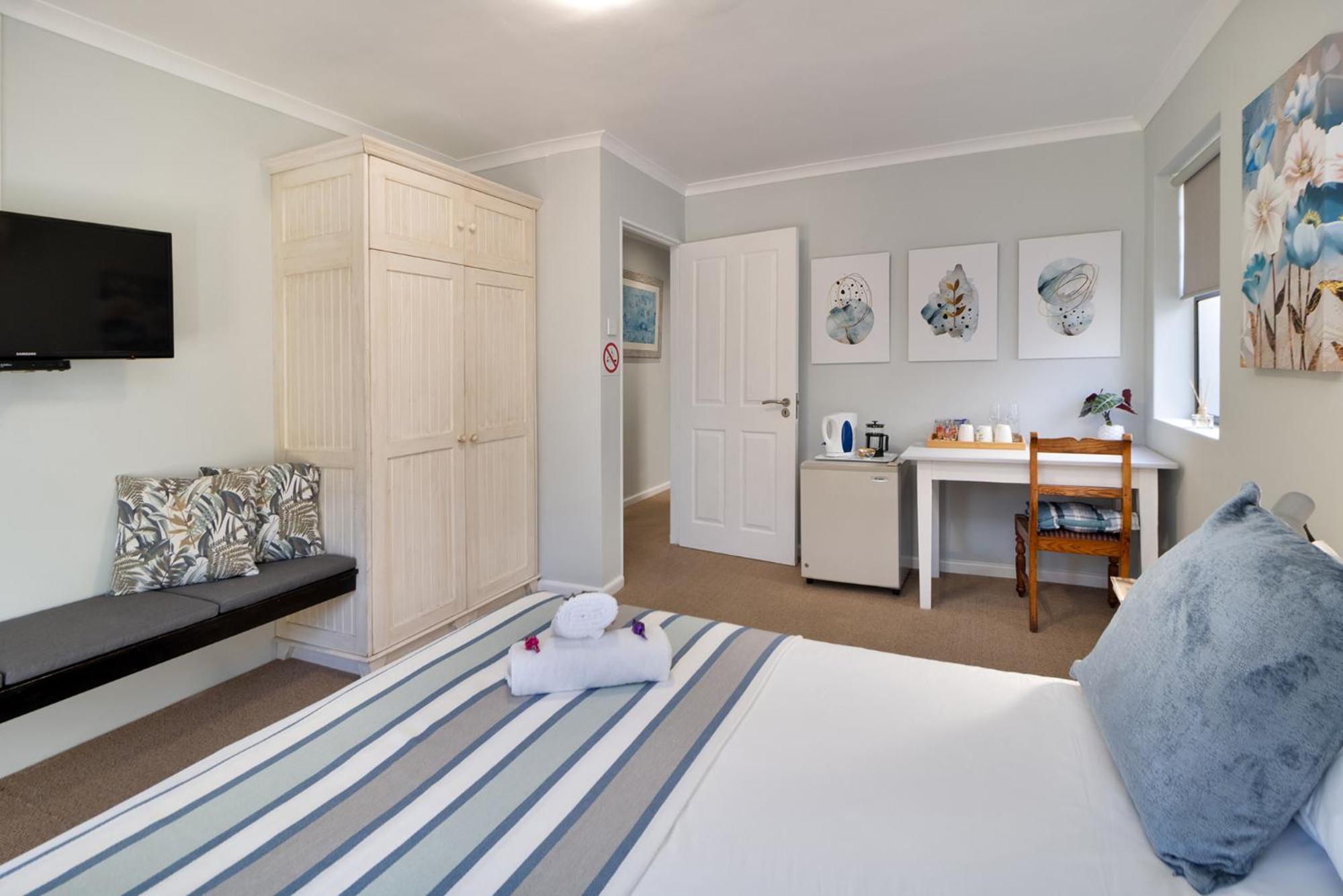 Two-Bedroom Suite - Photo 1