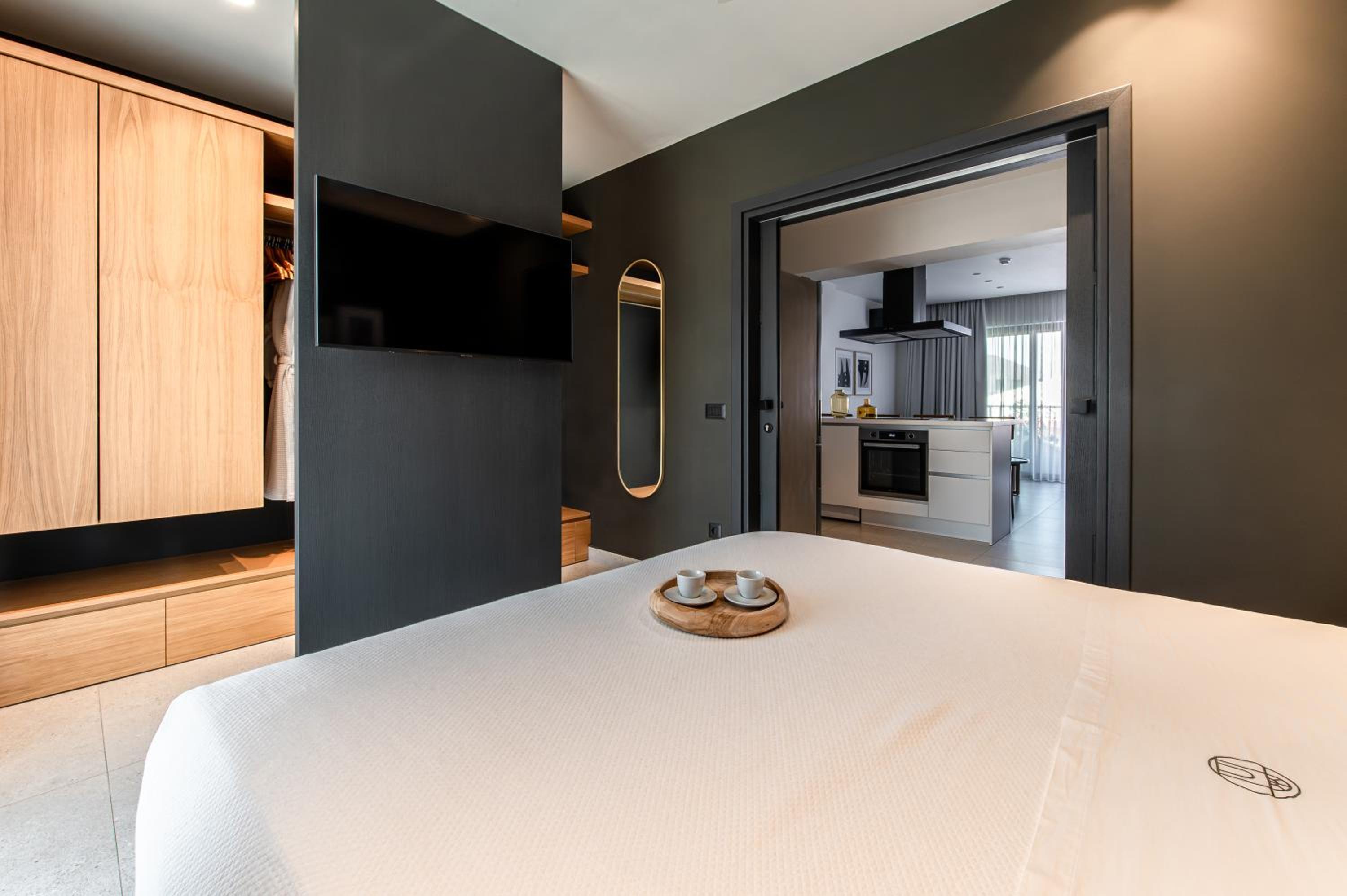 Superior Suite with Outdoor Jetted Tub