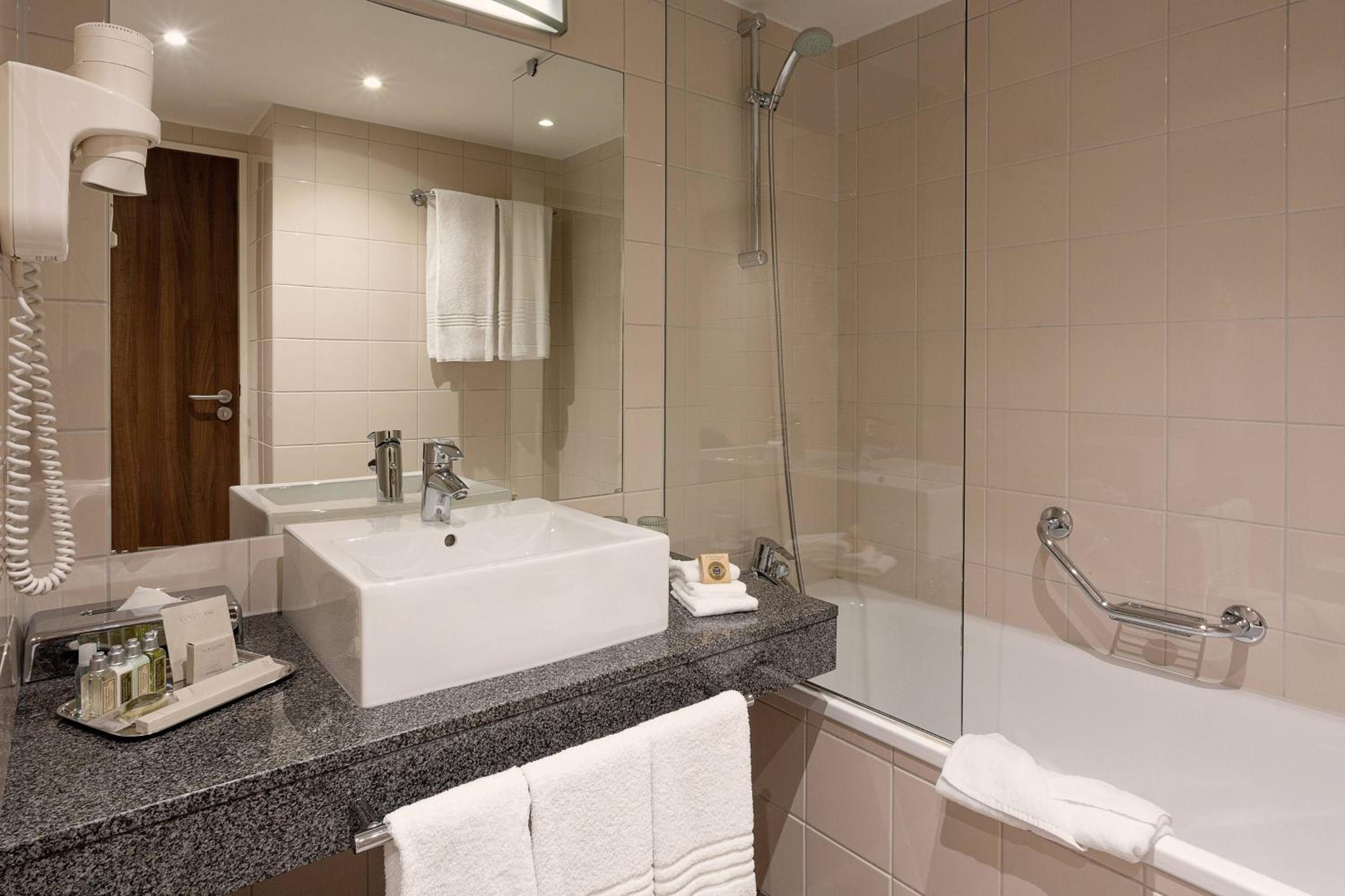 Suite with Balcony photo 2