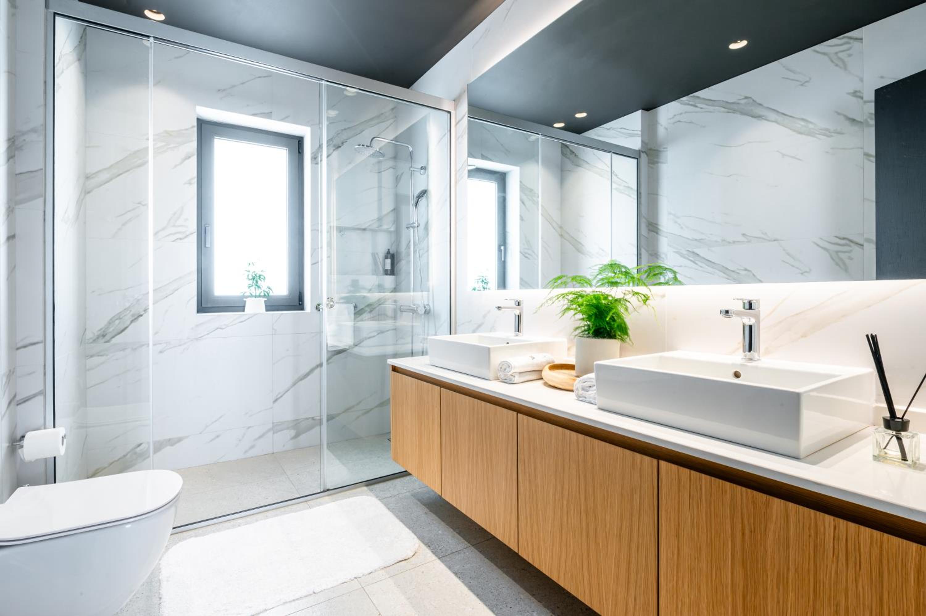 Premium Suite Sea View with Outdoor Jetted Tub - Photo 9