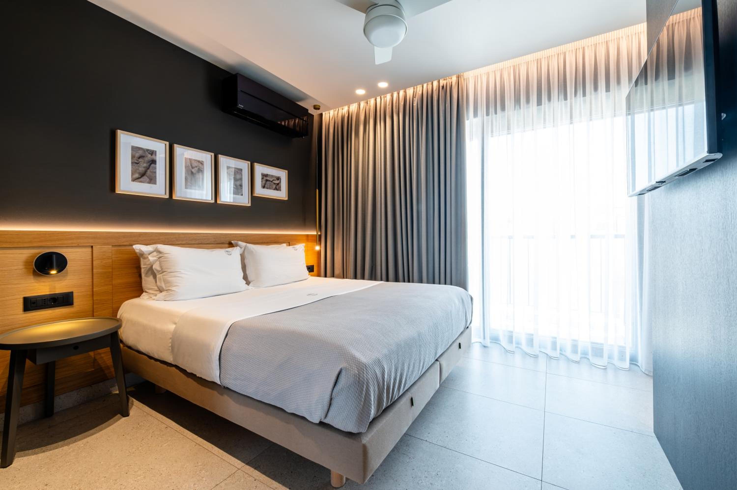 Premium Suite Sea View with Outdoor Jetted Tub - Photo 6