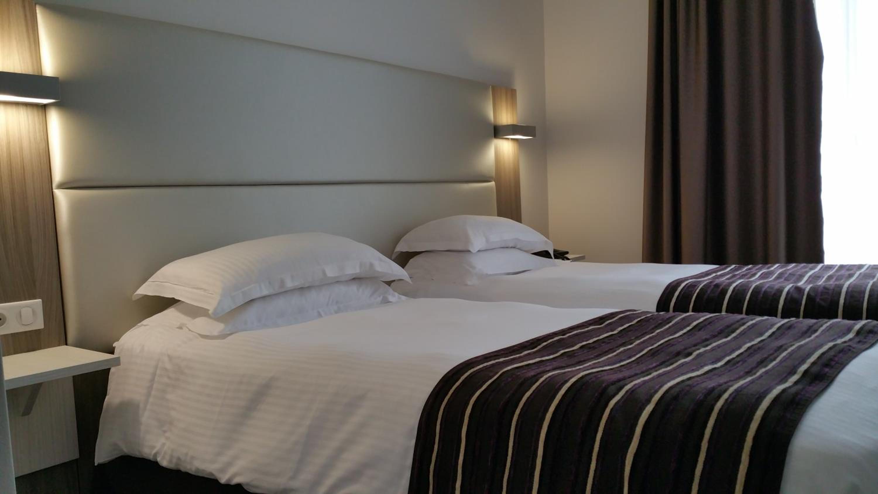 Premium Twin Room