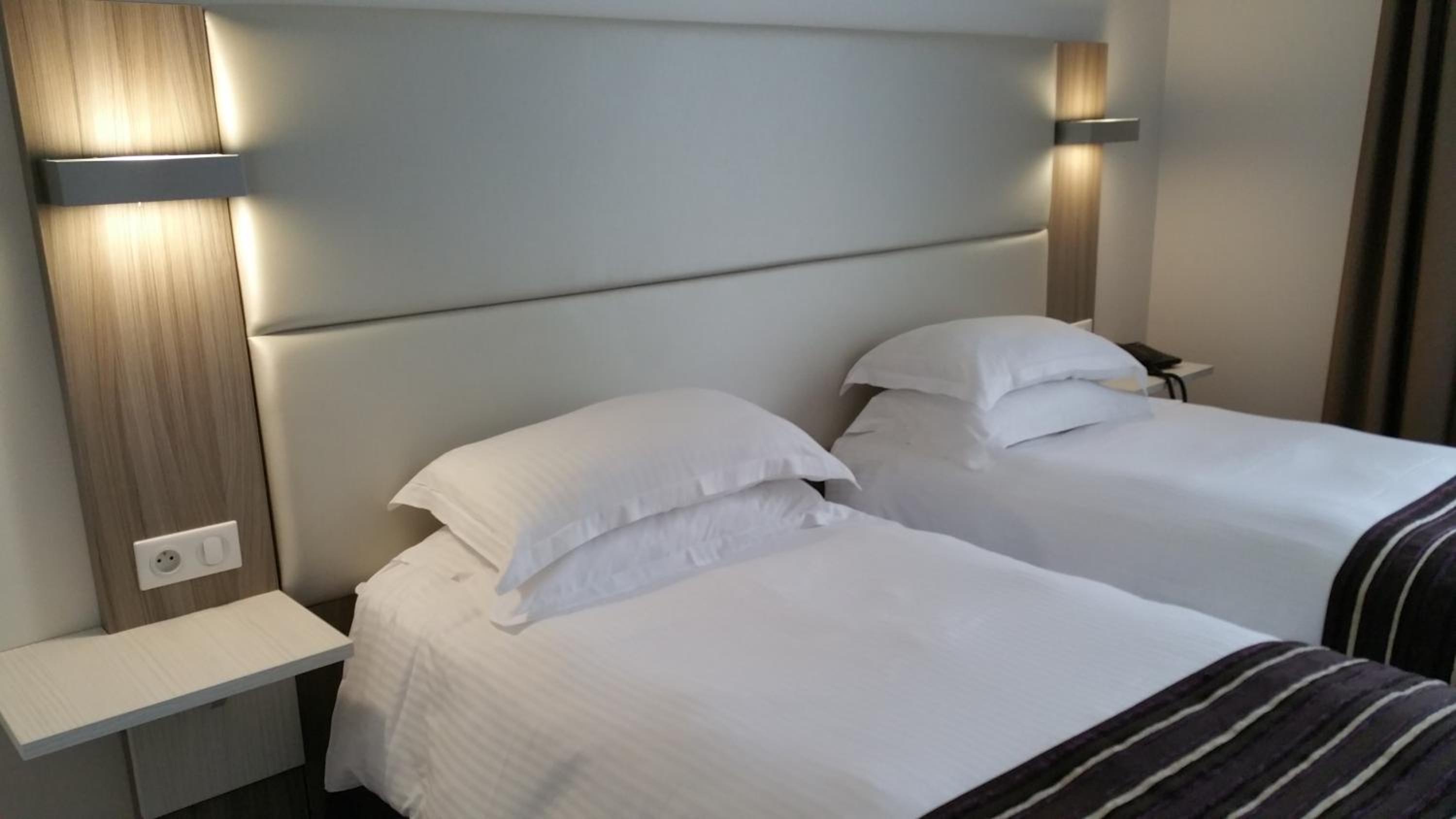 Premium Twin Room